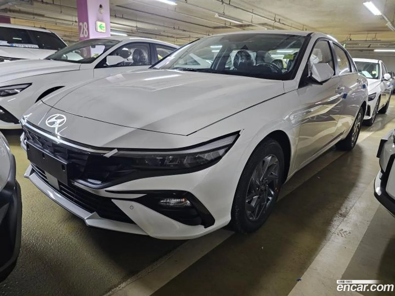 Hyundai Elantra 2026 — 2