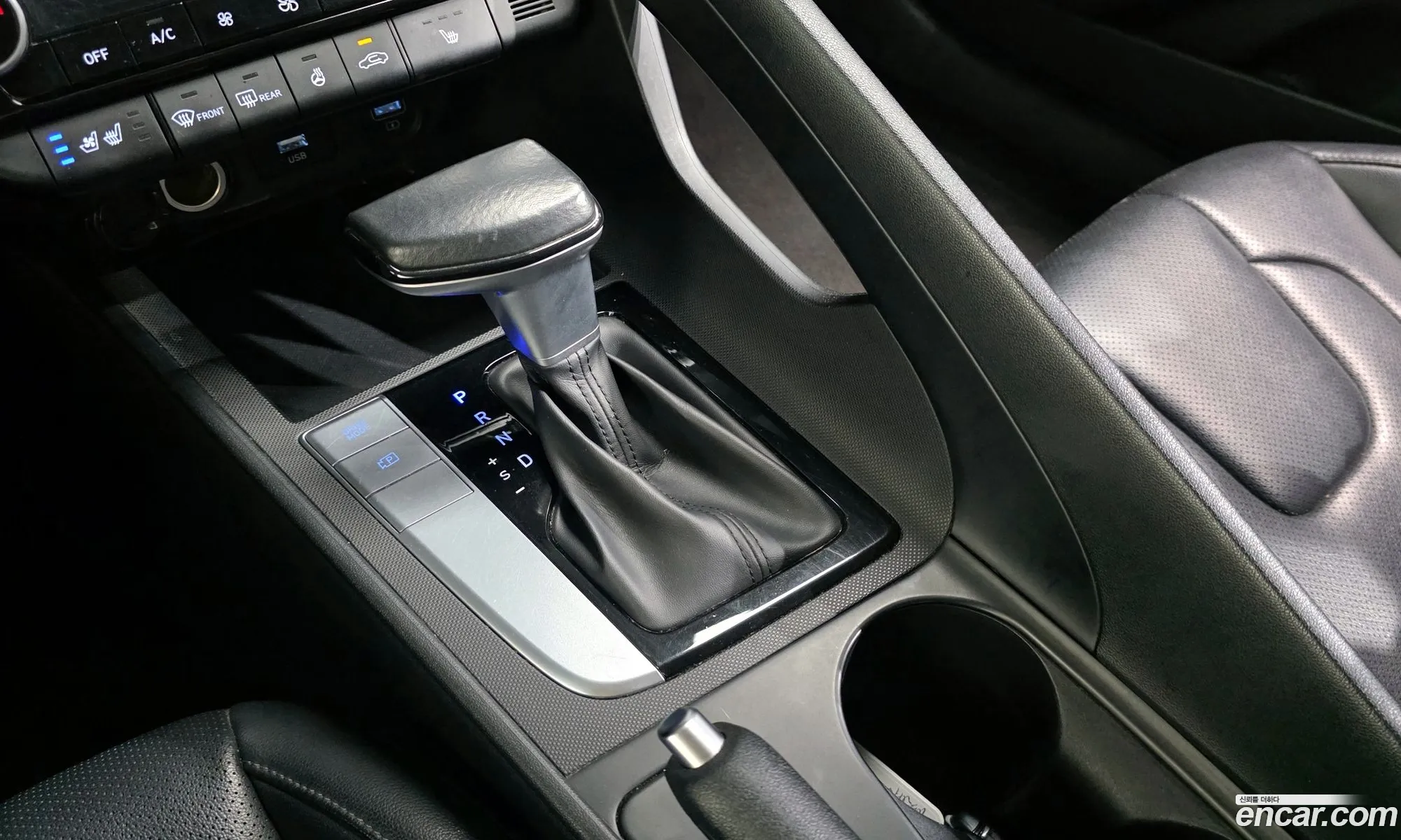 Hyundai Elantra 2021 — 13