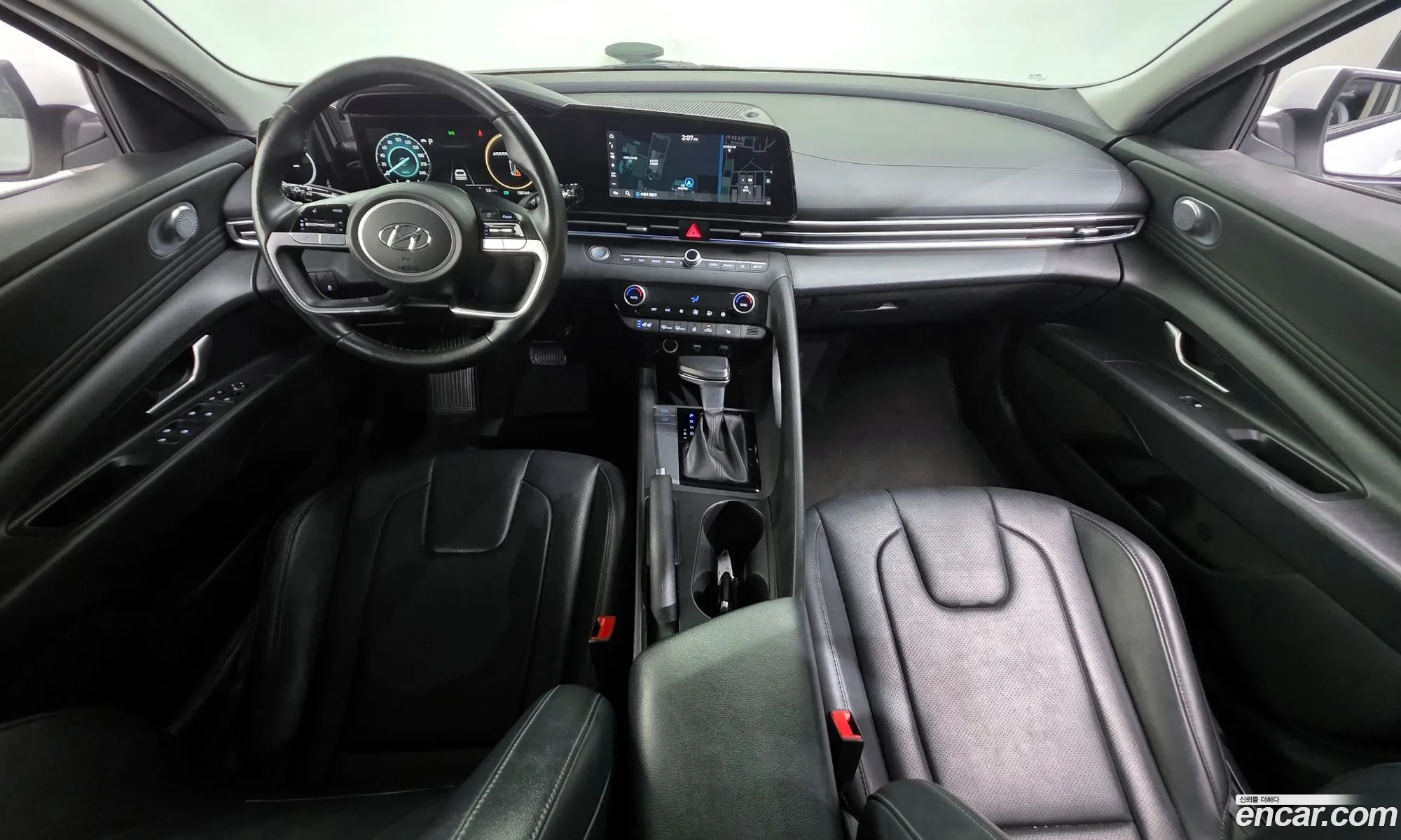 Hyundai Elantra 2021 — 11