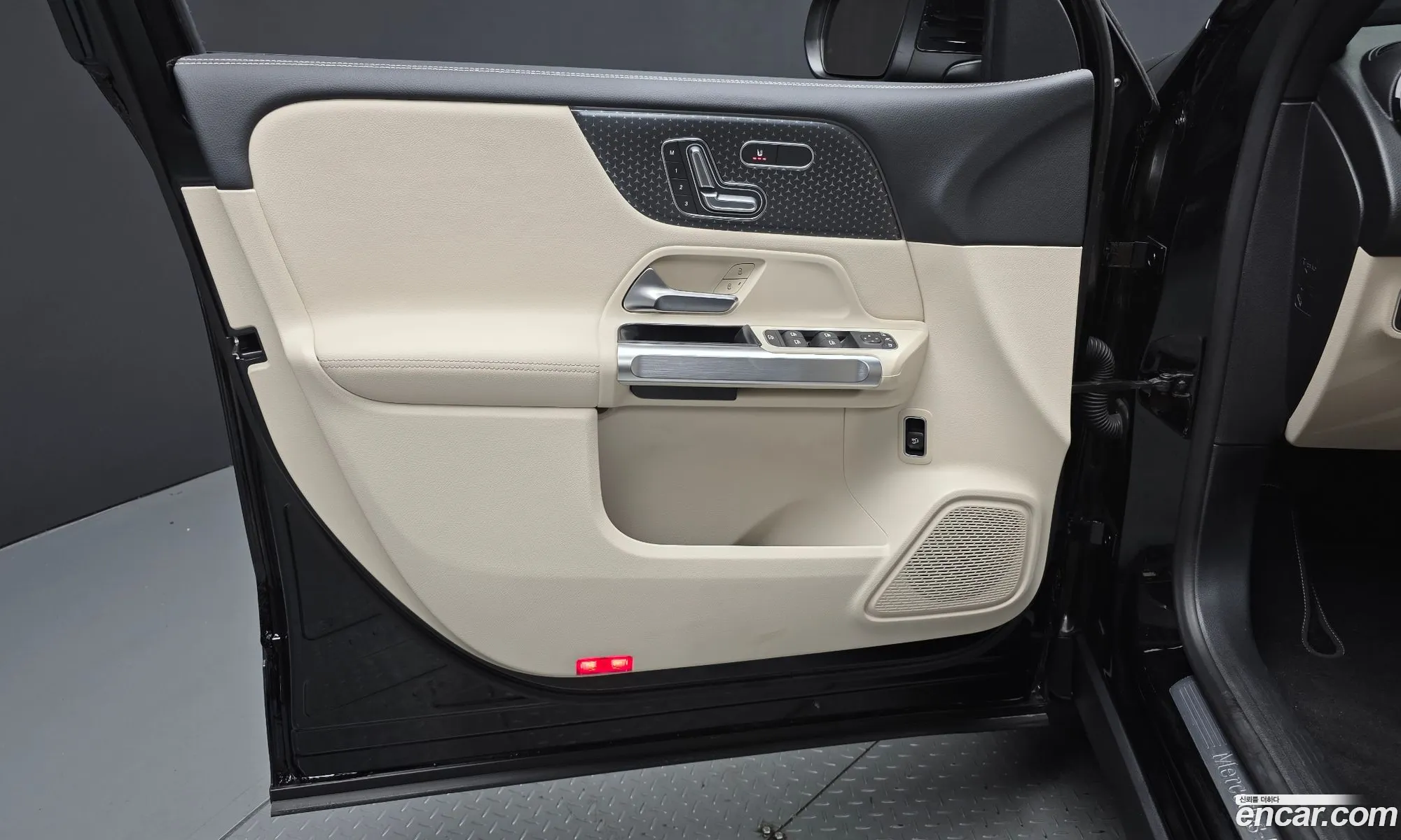 Mercedes-Benz GLB-Class X247 2024 — 5
