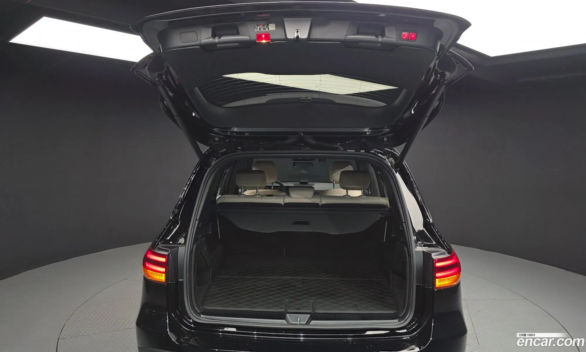 Mercedes-Benz GLB-Class X247 2024 — 20