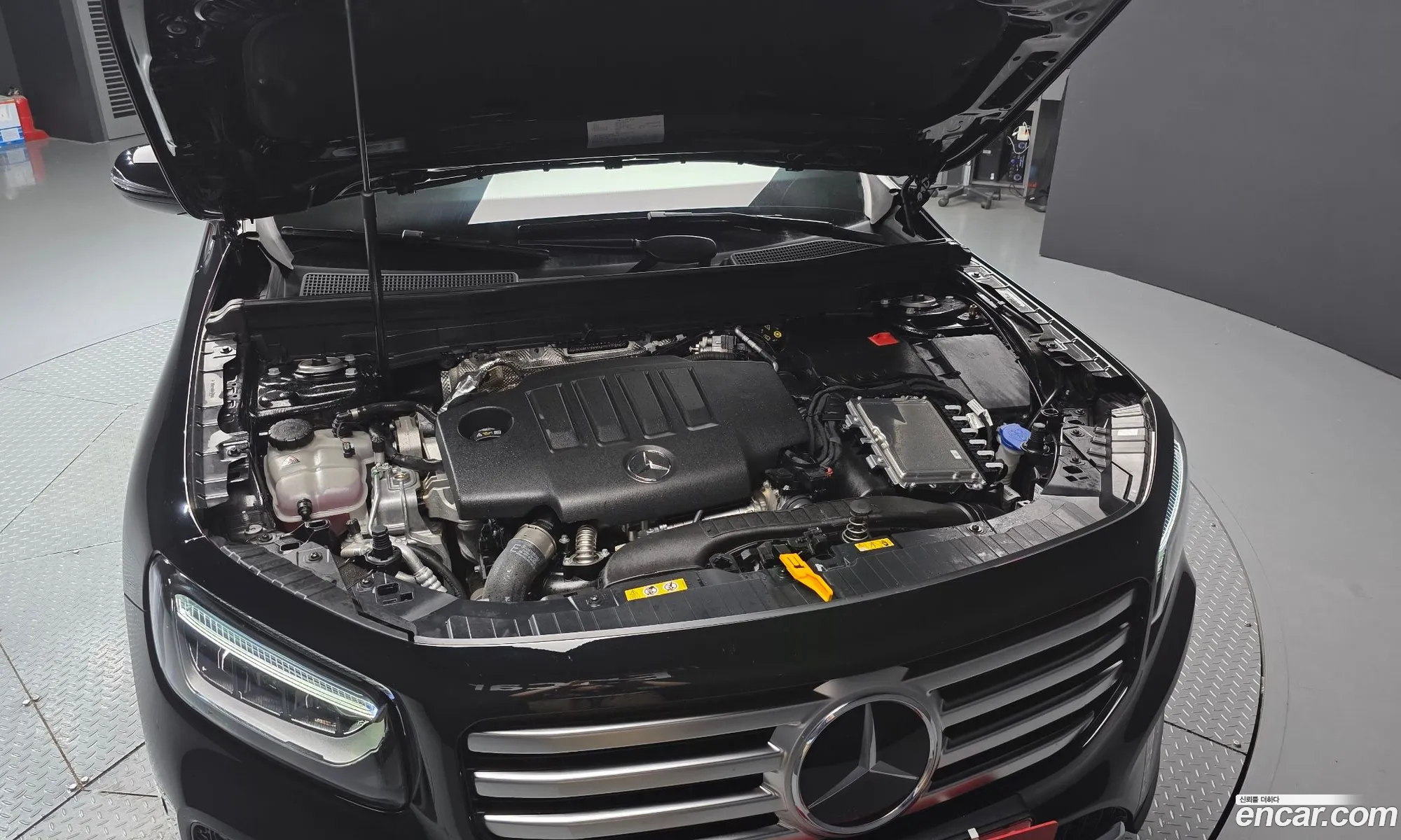 Mercedes-Benz GLB-Class X247 2024 — 30