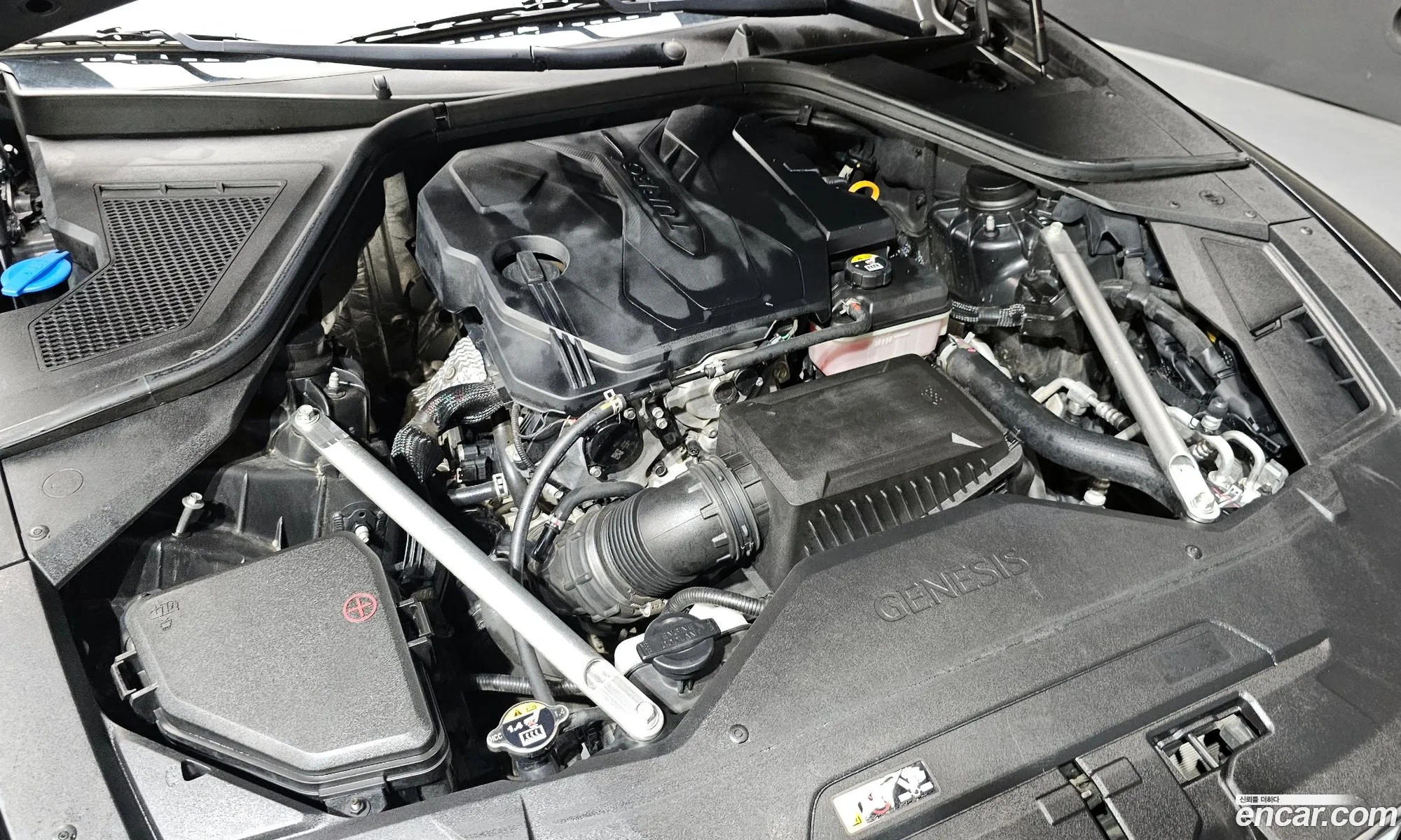 Genesis G80 2021 KMTGB41CDMU089083 — 6