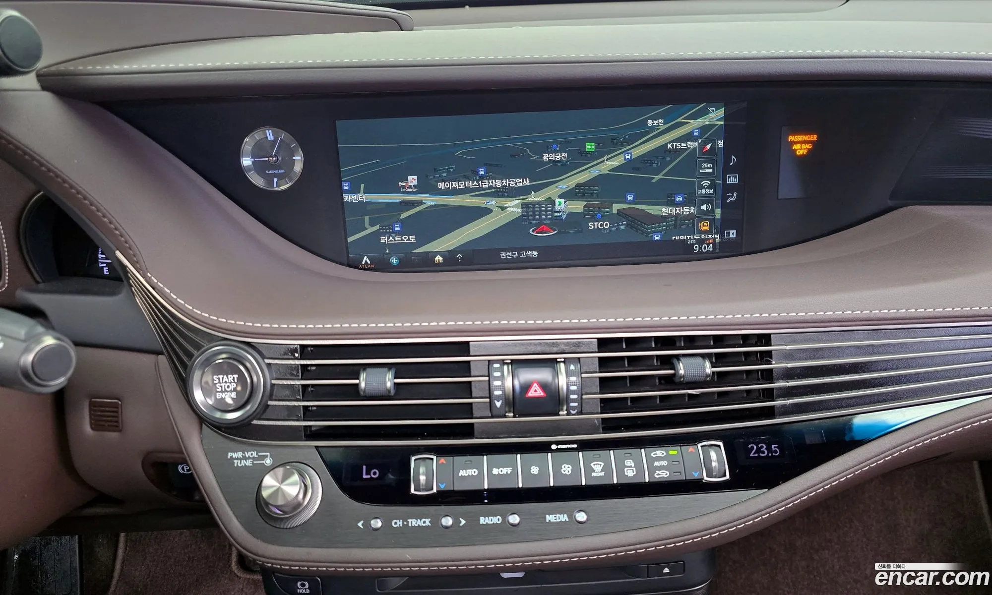 Lexus LS500 2019 — 12