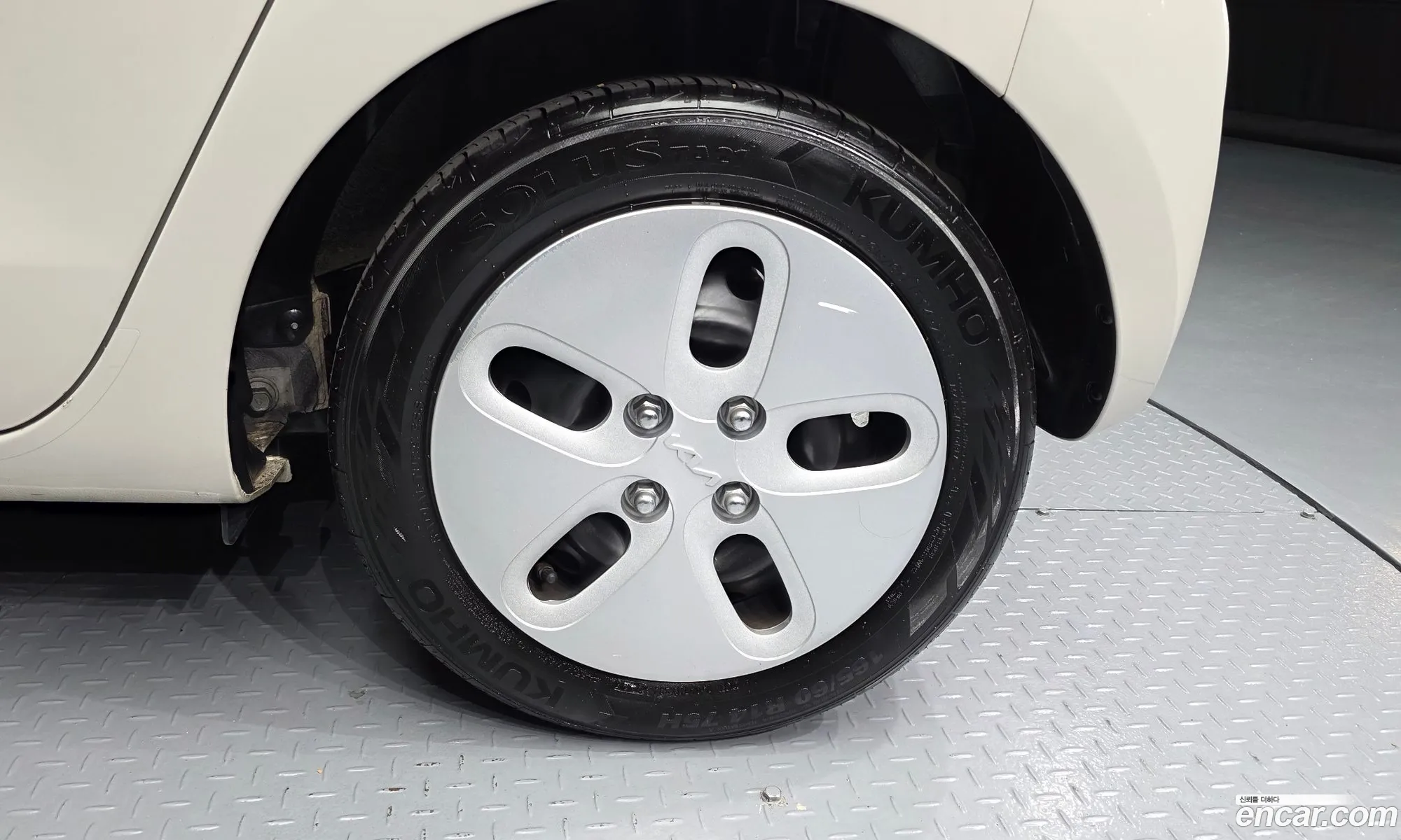 Kia Ray 2022 KNACF911BNT299062 — 3