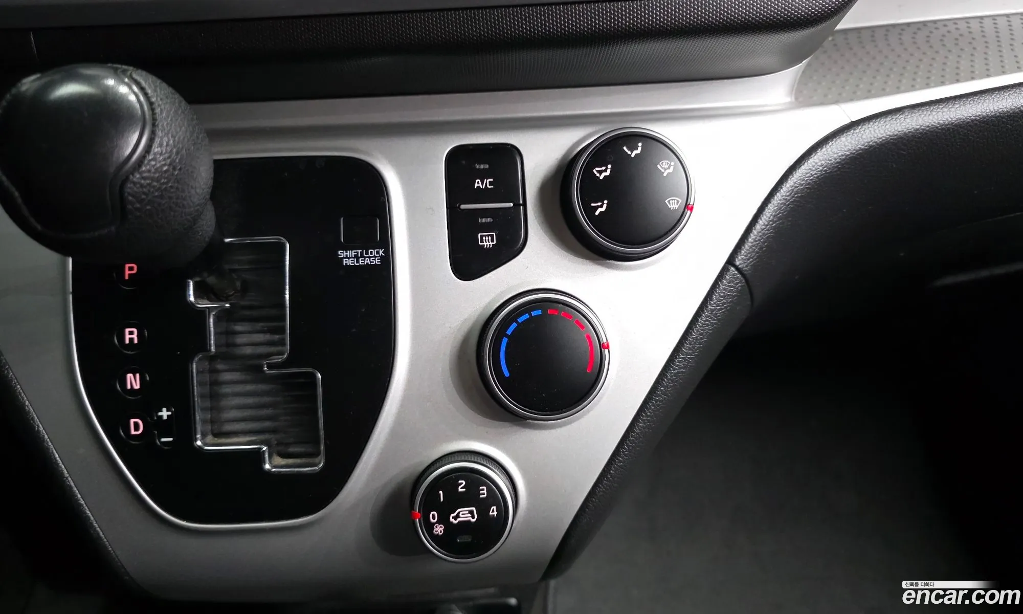 Kia Ray 2022 KNACF911BNT299062 — 16