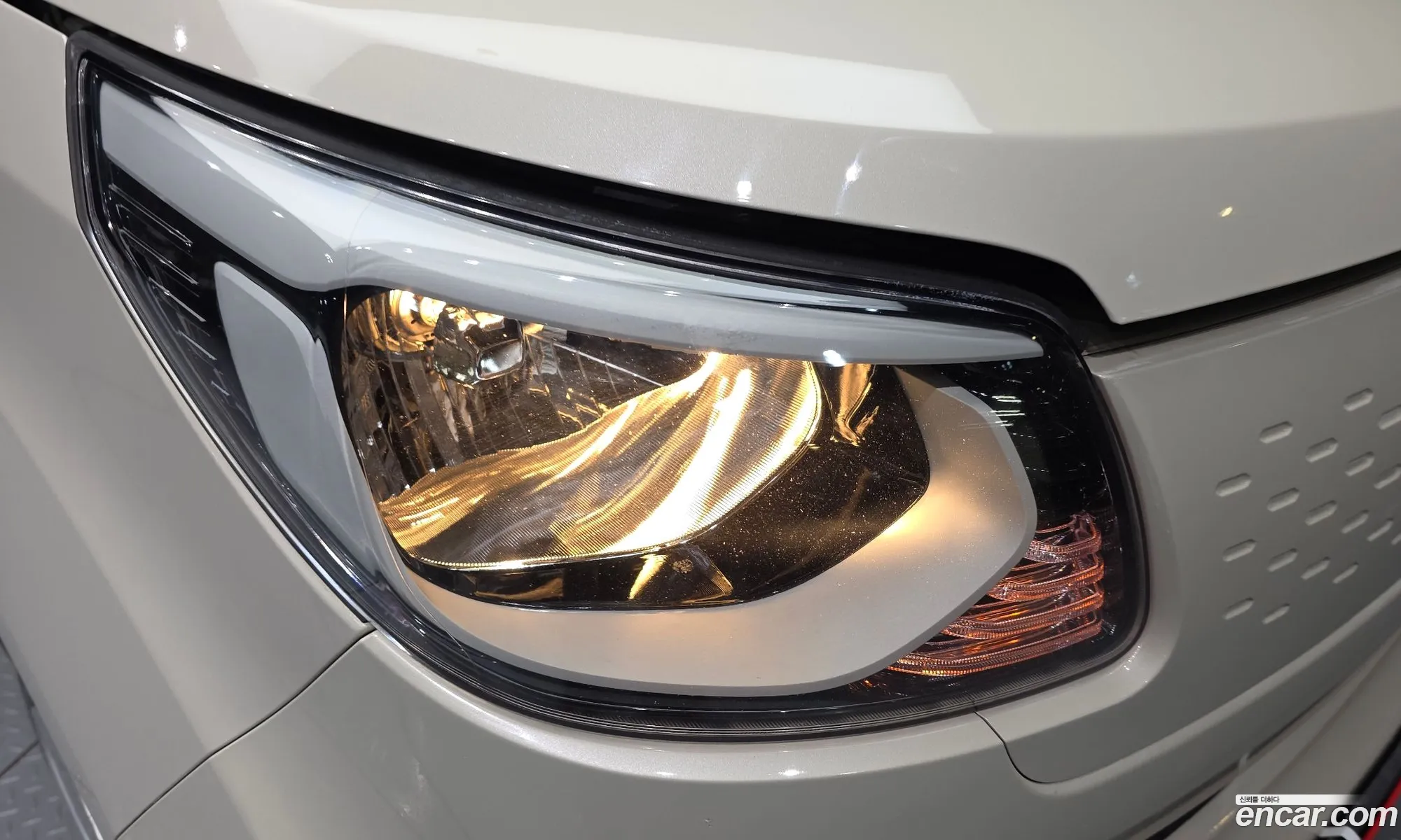 Kia Ray 2022 KNACF911BNT299062 — 10