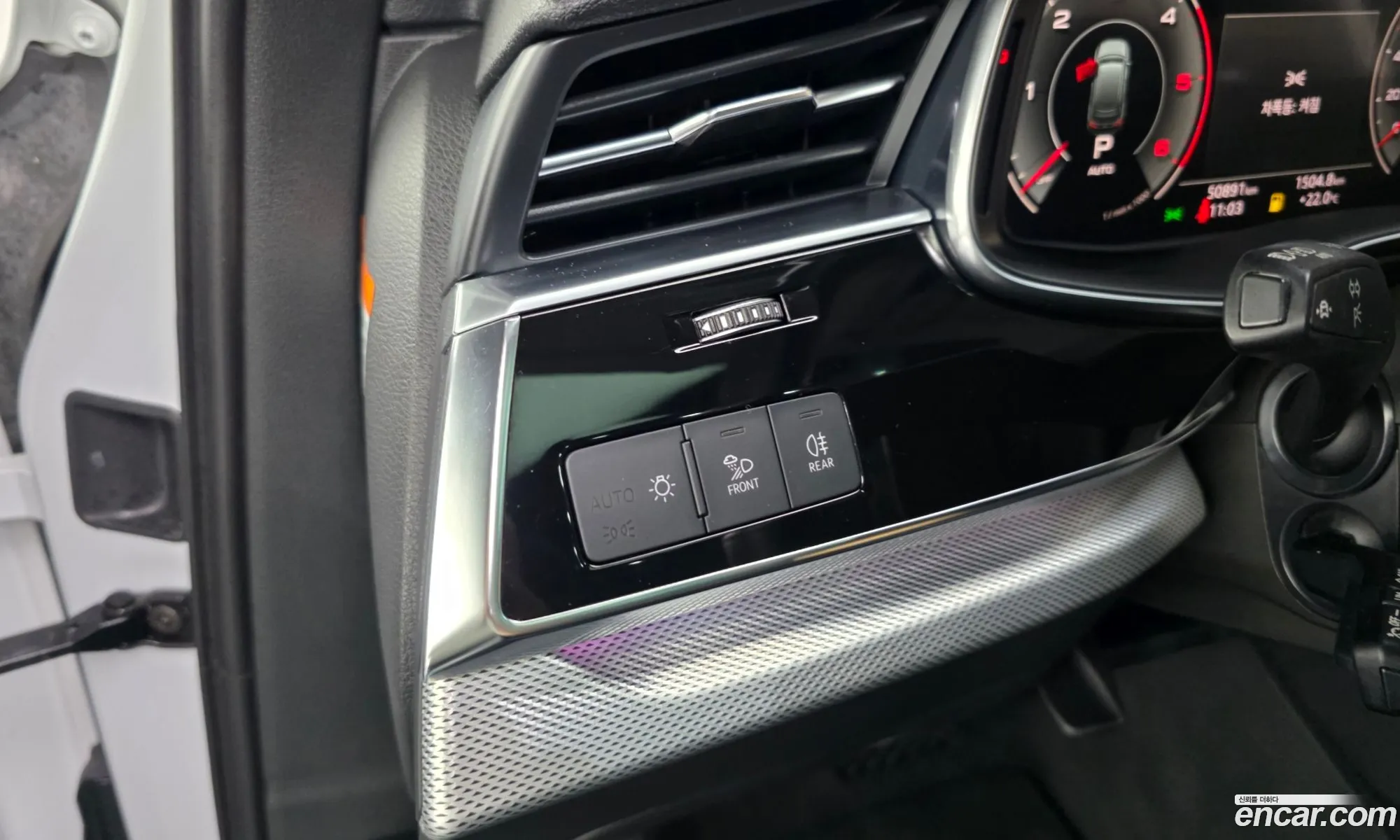 Audi Q7 2022 WAUZZZ4M3ND021937 — 30