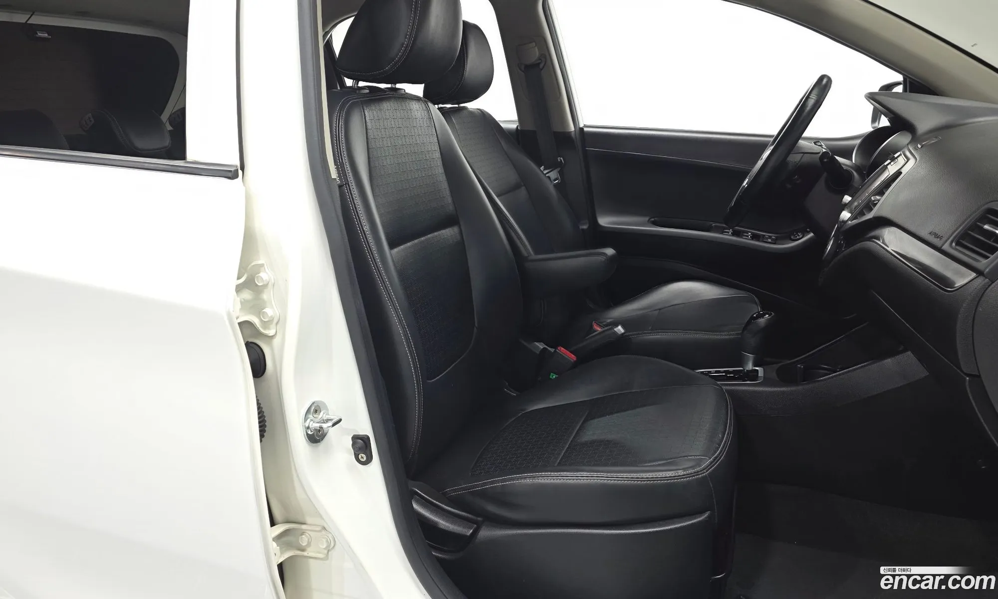 Kia Morning 2016 KNABX511BGT373757 — 8