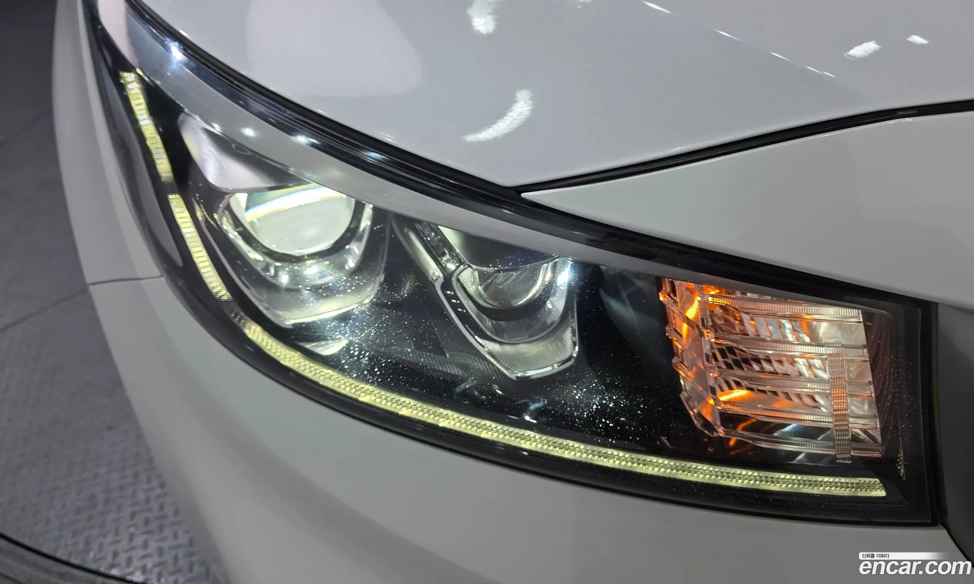 Kia Carnival 2018 KNAME81ABKS462796 — 31