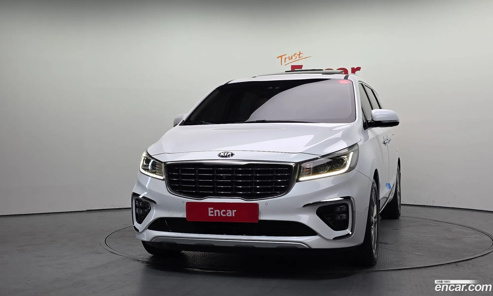 Kia Carnival 2018 KNAME81ABKS462796 — 28