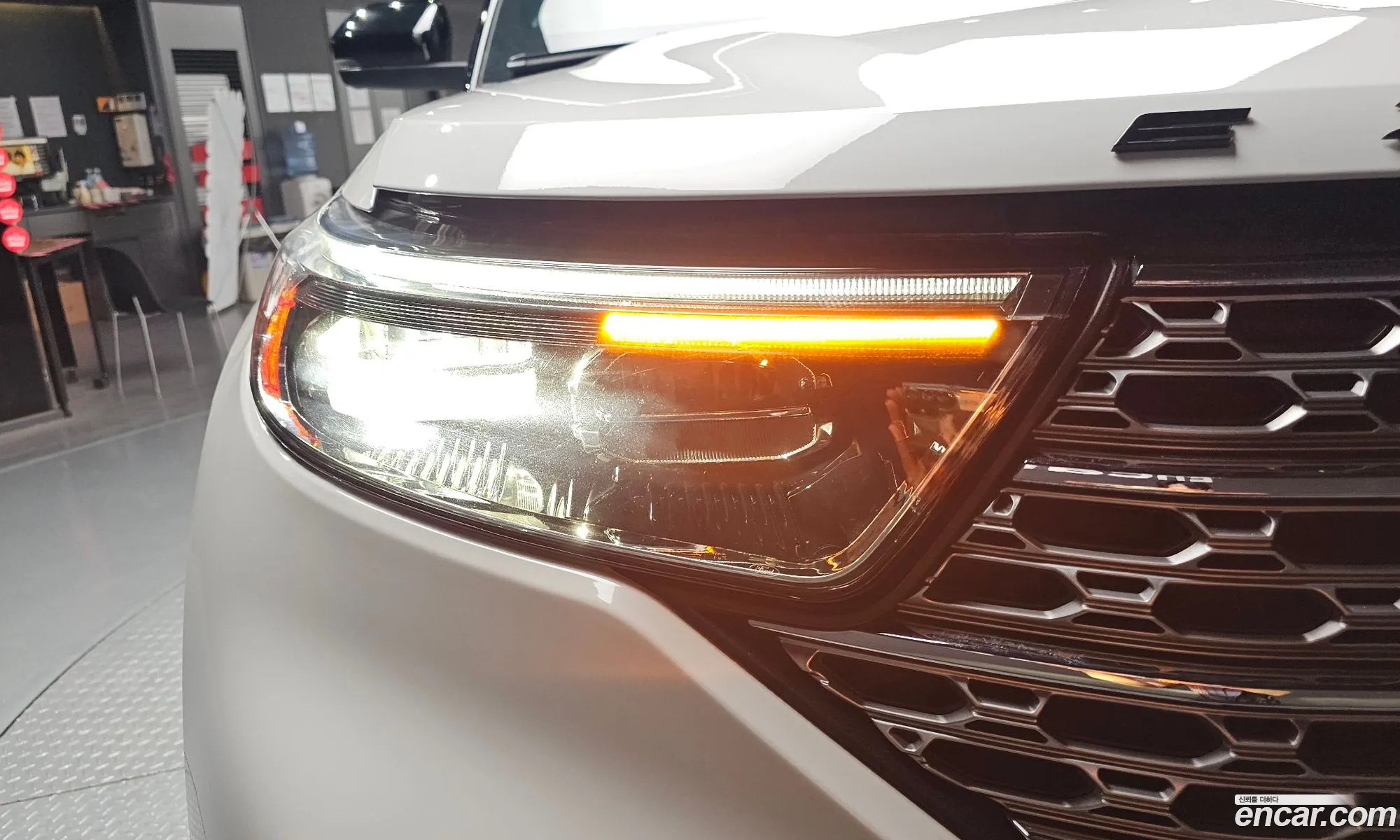 Ford Explorer 6th Gen 2020 1FMSK8FH4LGB69993 — 7