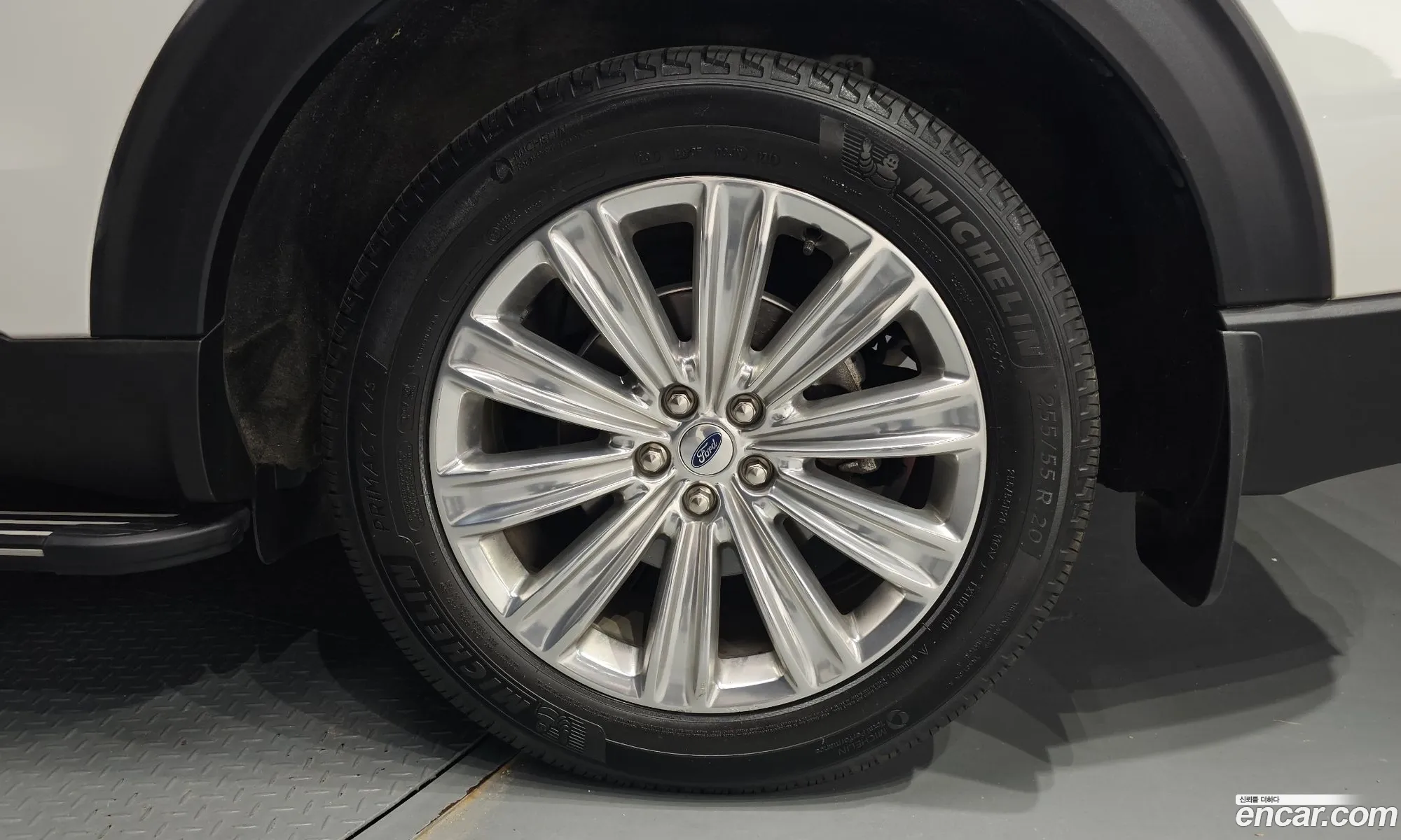 Ford Explorer 6th Gen 2020 1FMSK8FH4LGB69993 — 26