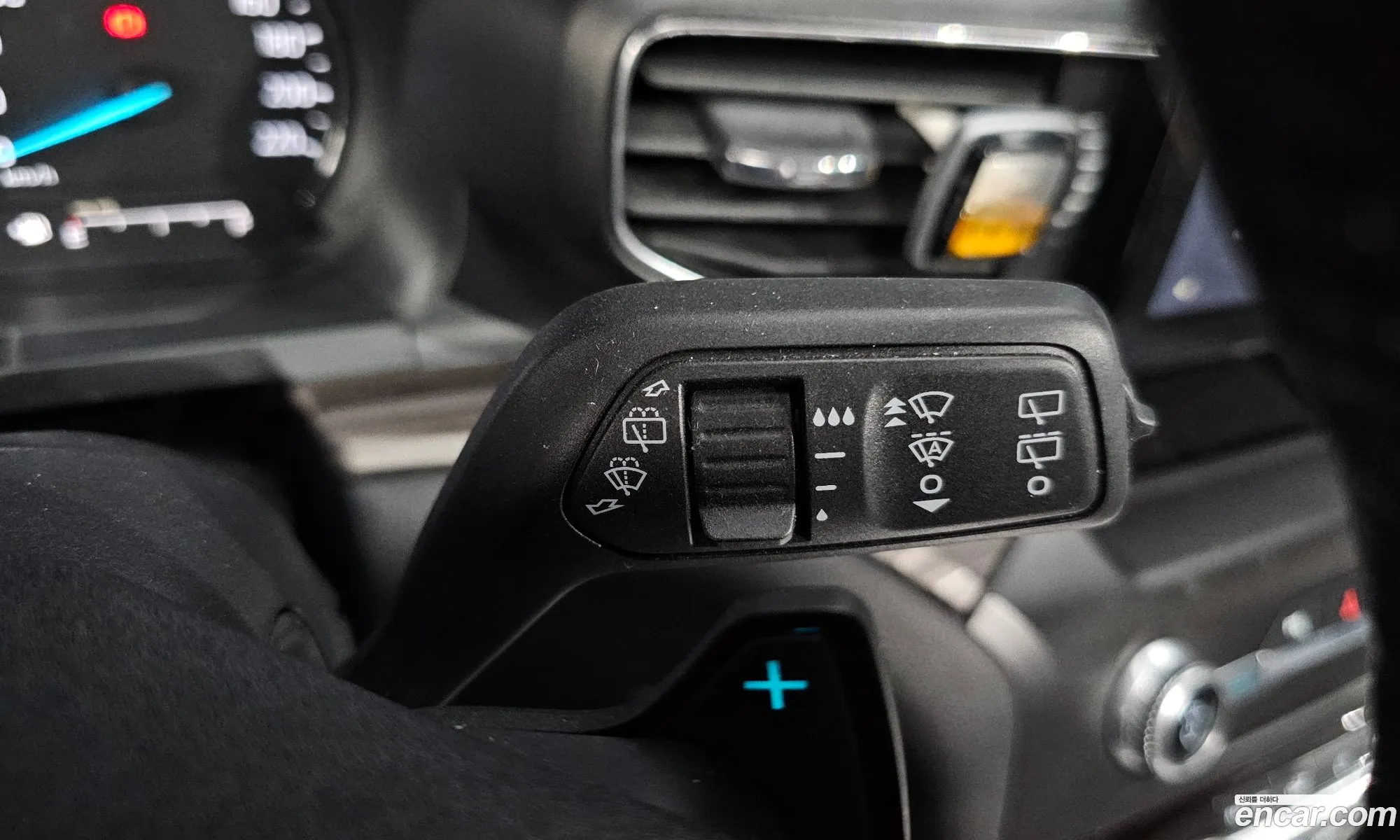 Ford Explorer 6th Gen 2020 1FMSK8FH4LGB69993 — 18