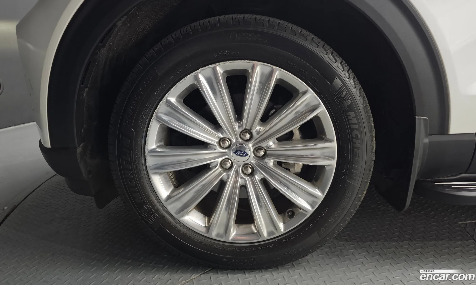 Ford Explorer 6th Gen 2020 1FMSK8FH4LGB69993 — 12