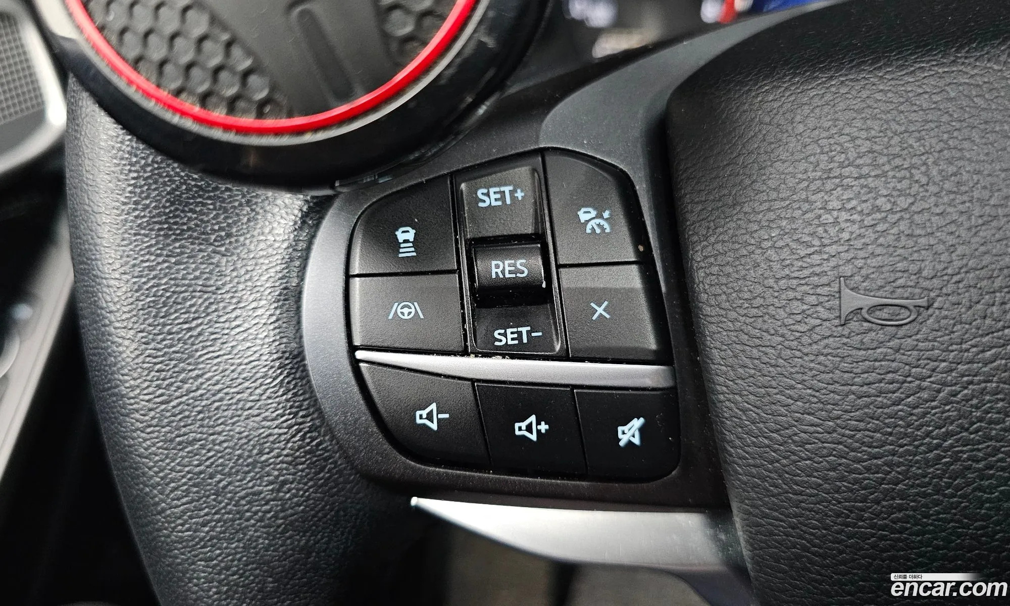 Ford Explorer 6th Gen 2020 1FMSK8FH4LGB69993 — 23