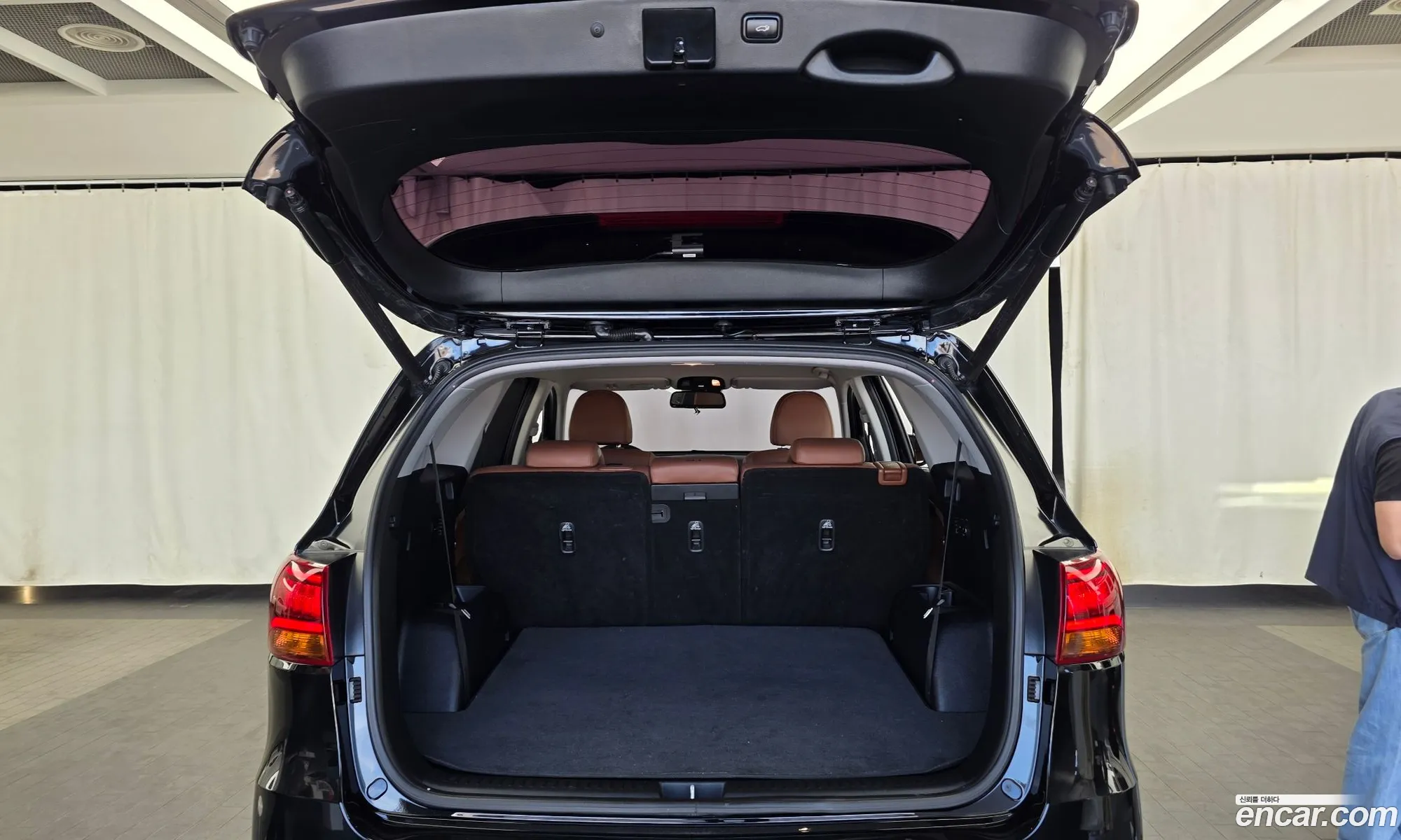 Kia Sorento 2017 KNAPH81ABJA403198 — 9
