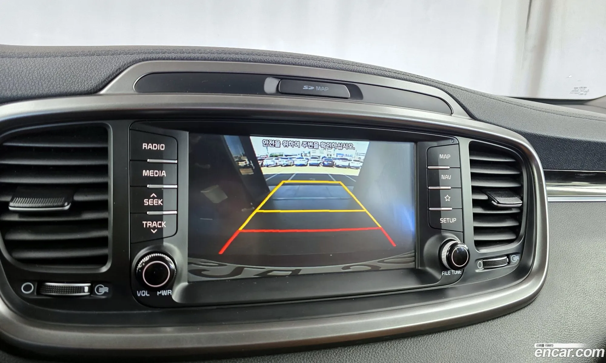 Kia Sorento 2017 KNAPH81ABJA403198 — 12