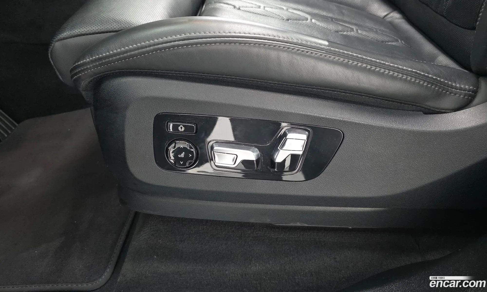 BMW X7 2022 WBACW2109N9M12469 — 23