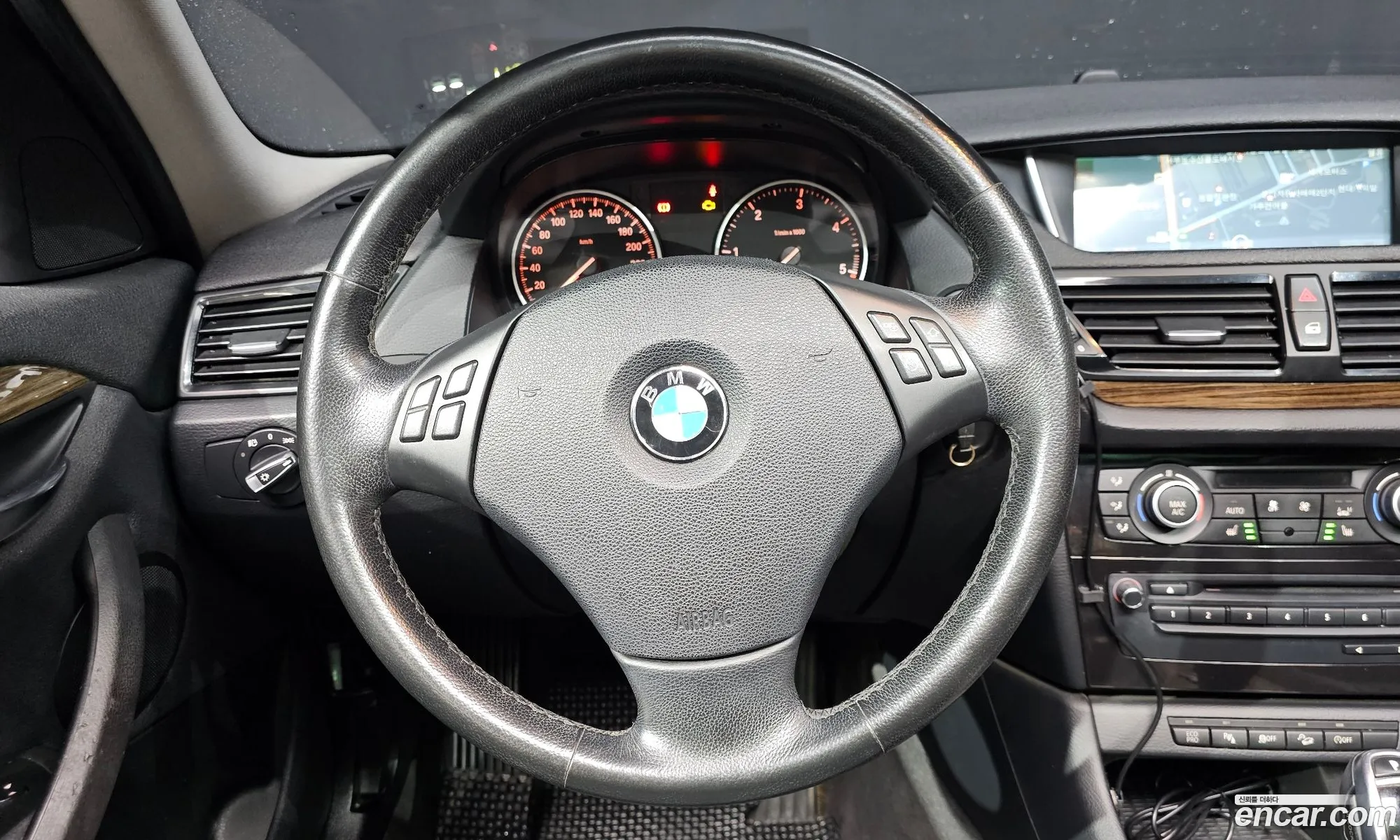 BMW X1 2013 WBAVP9100EVV37303 — 13