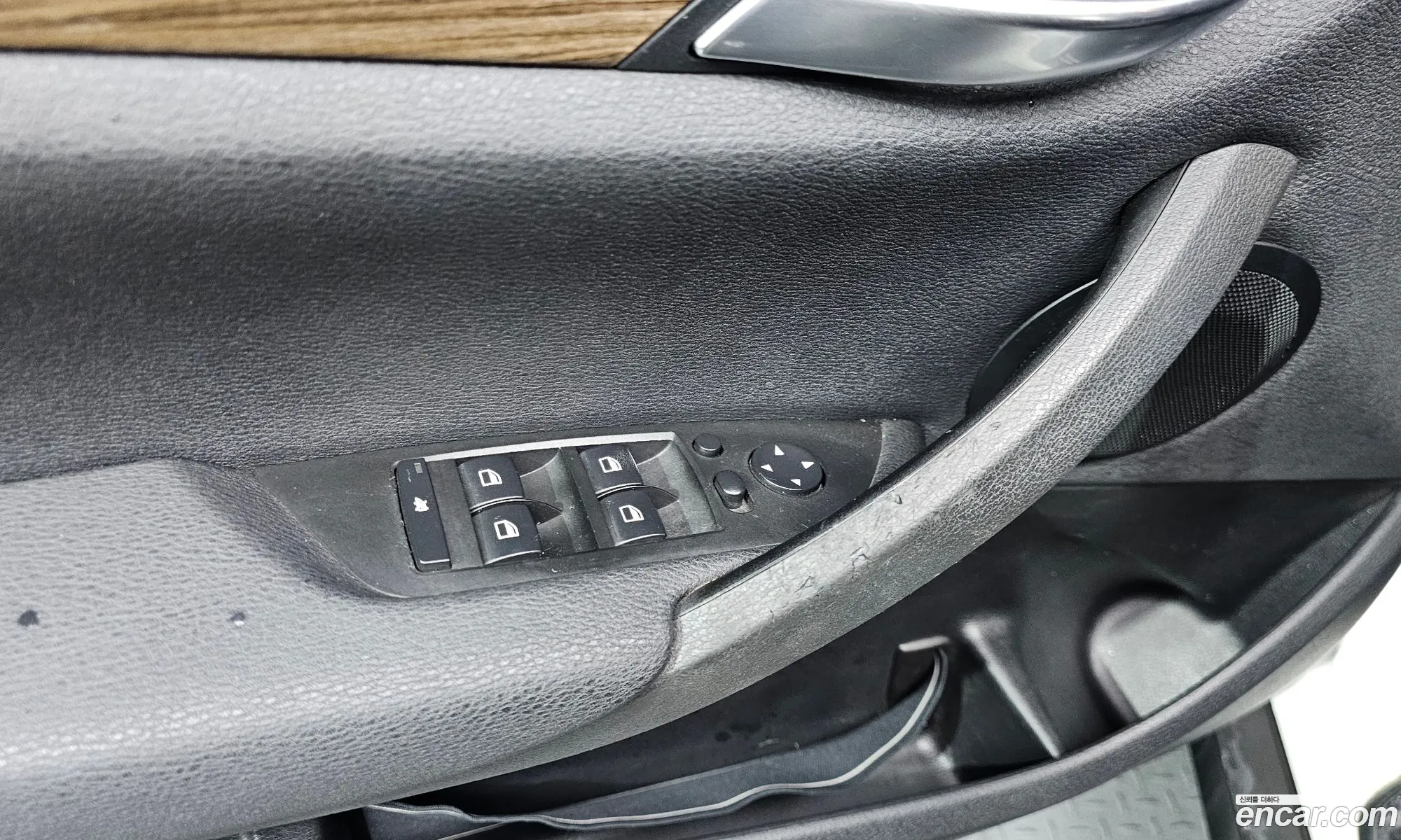 BMW X1 2013 WBAVP9100EVV37303 — 4