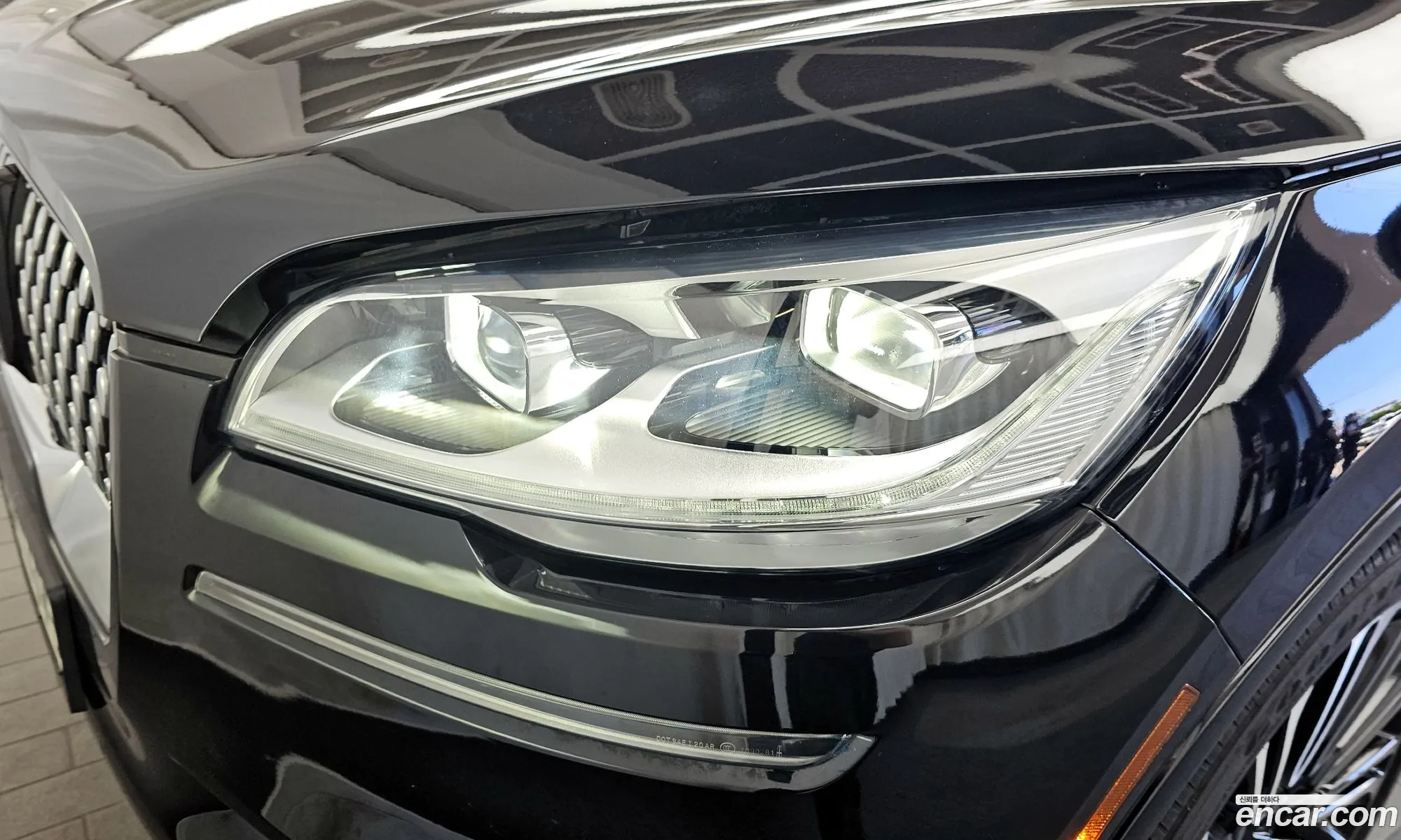 Lincoln Aviator 2020 5LM5J9XC5MGL01229 — 27