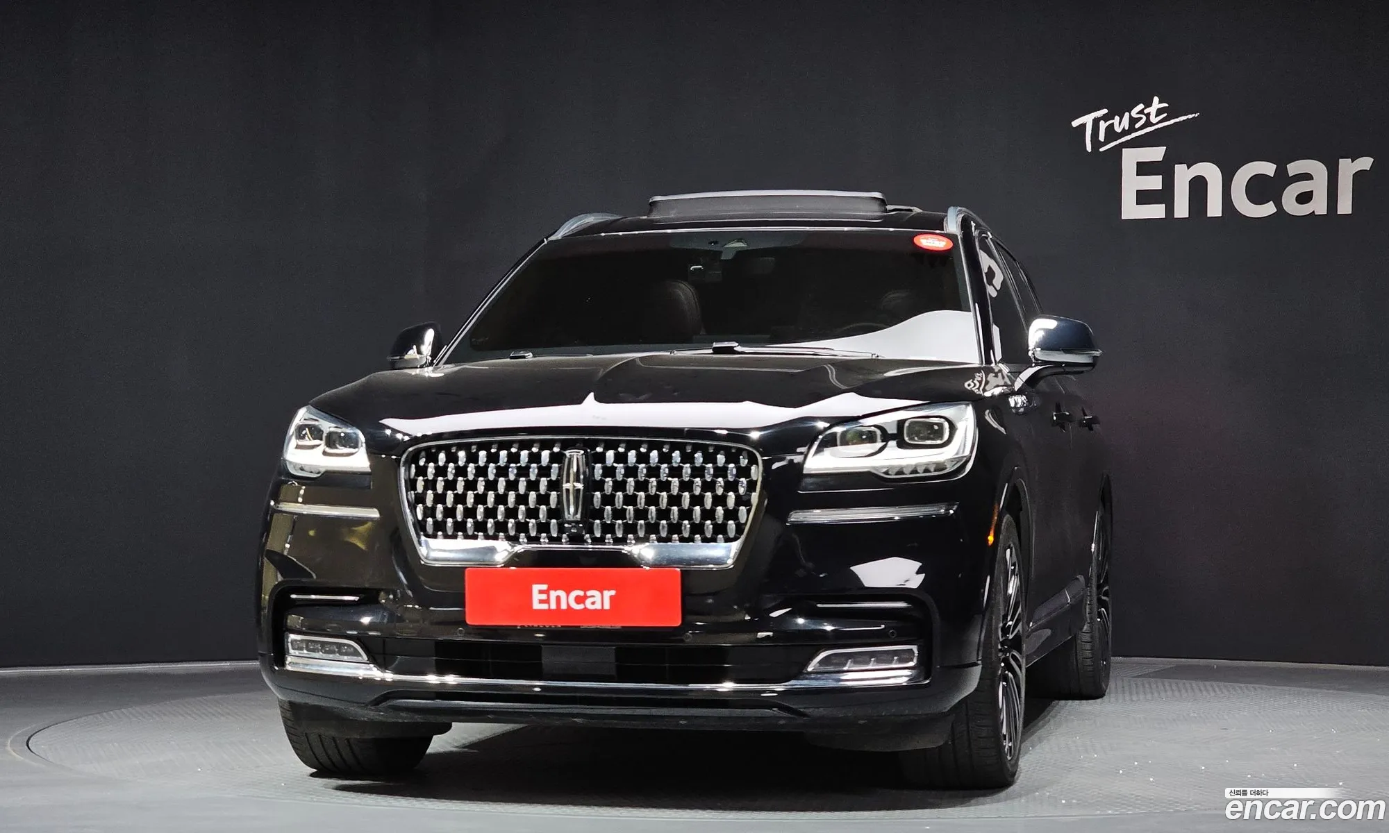 Lincoln Aviator 2020 5LM5J9XC5MGL01229 — 3