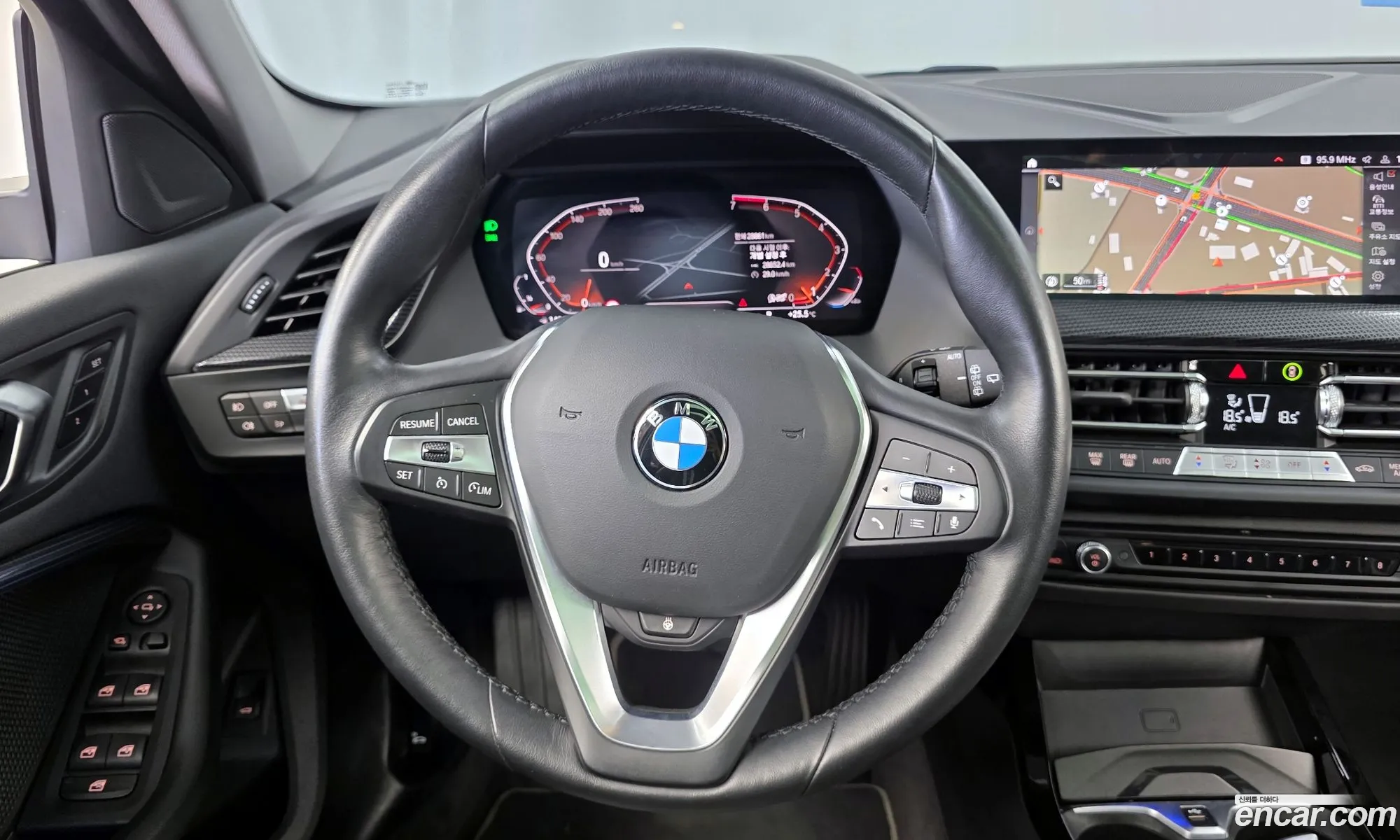 BMW 1 Series 2024 — 10