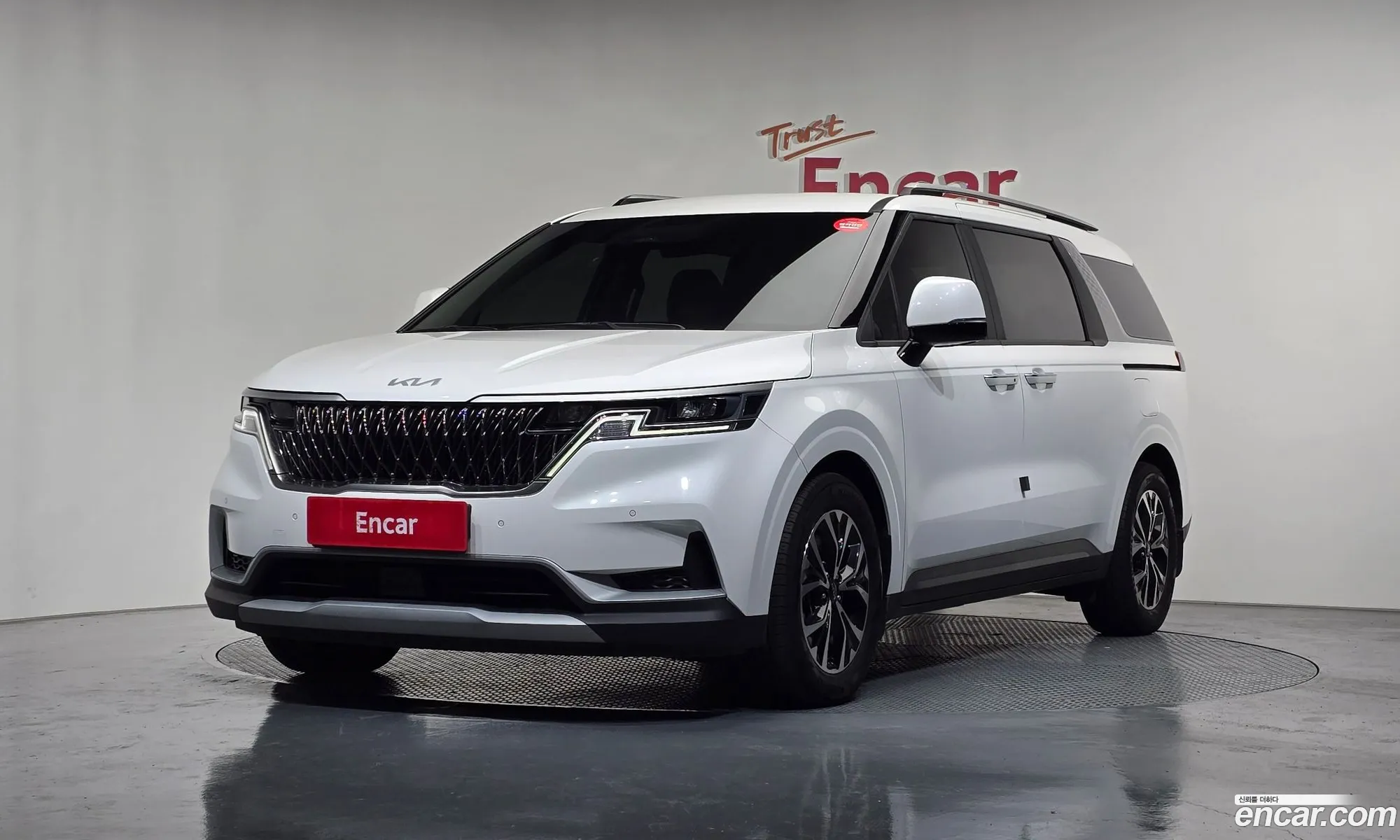 Kia Carnival 2023 — 4