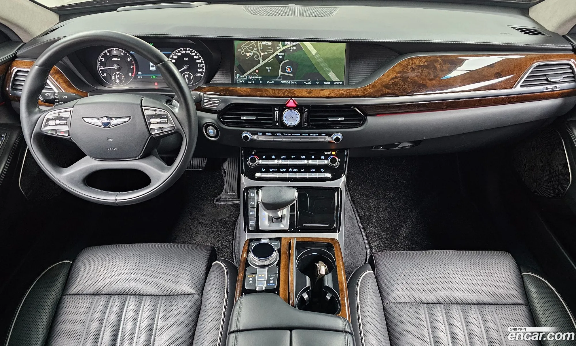 Genesis EQ900 2017 — 7