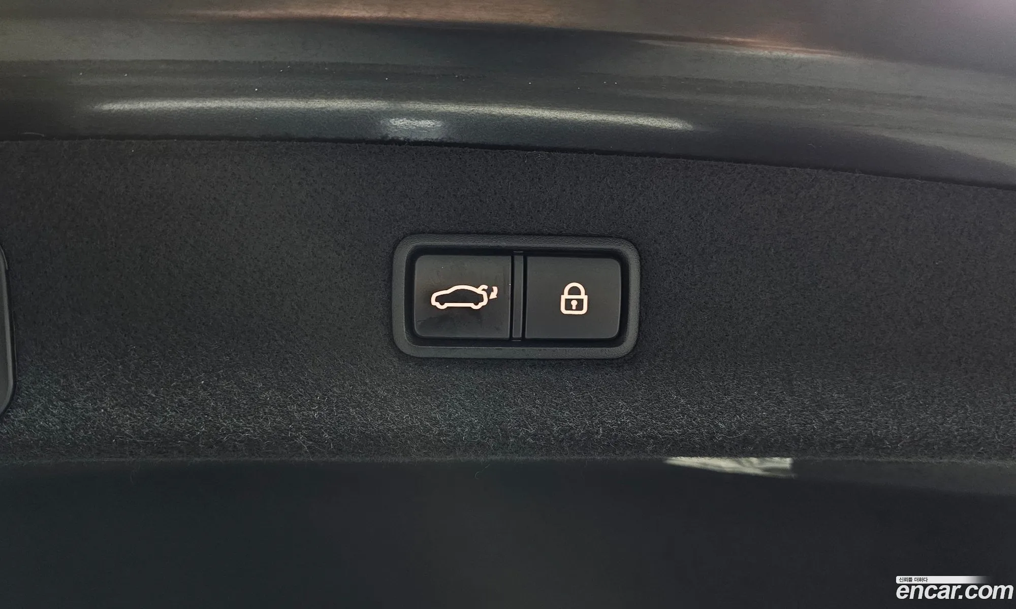 Genesis EQ900 2017 — 15