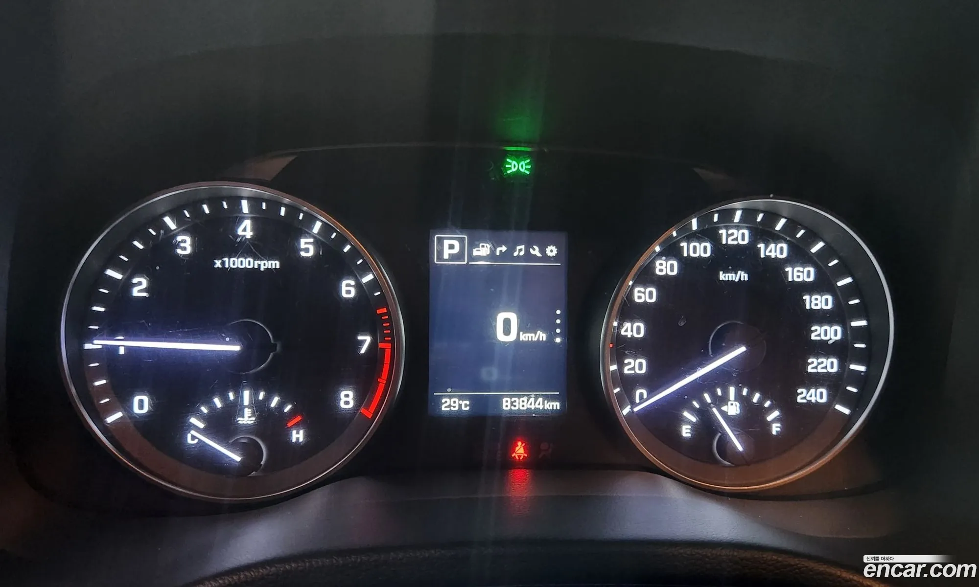Hyundai Elantra AD 2018 — 13