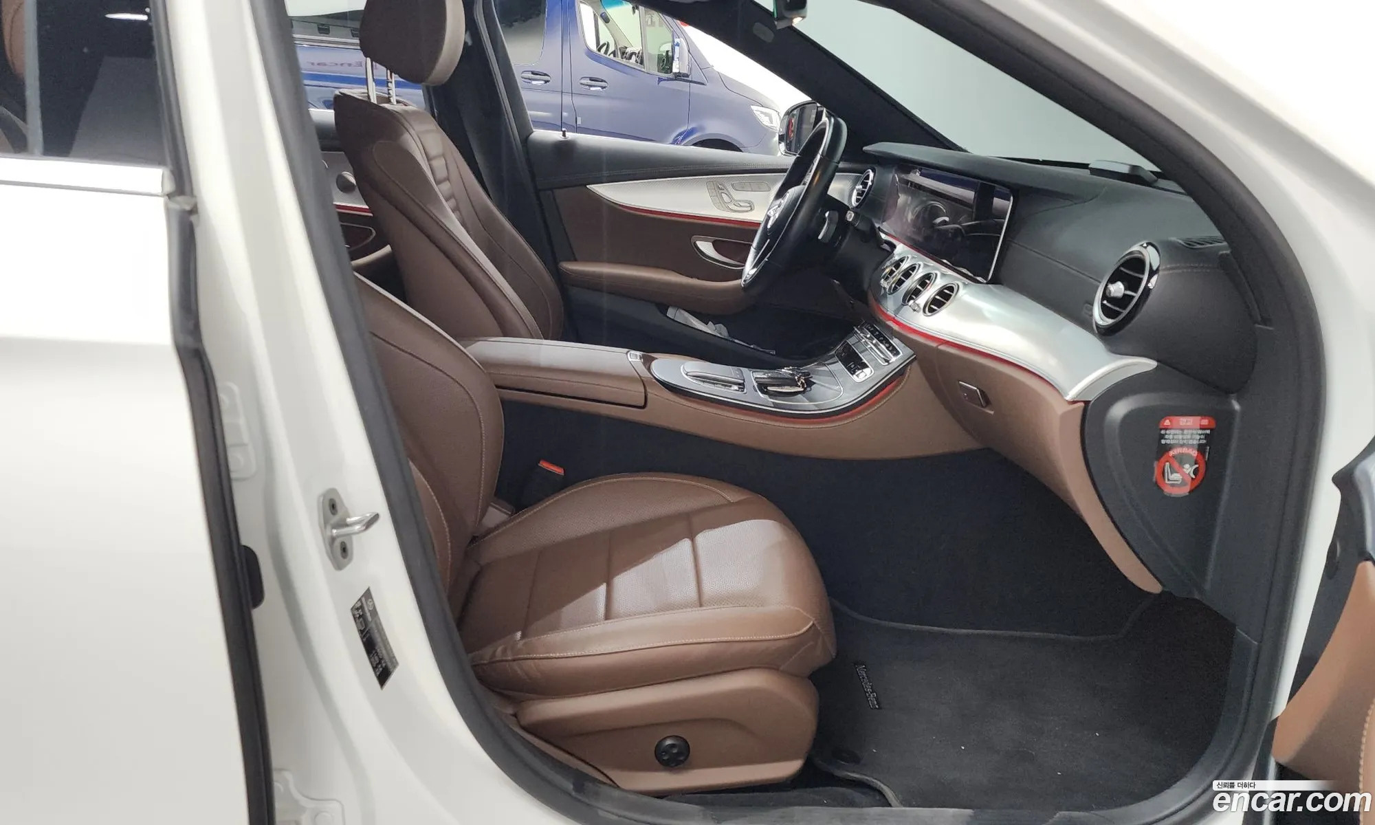 Mercedes-Benz E-Class W213 2021 — 14
