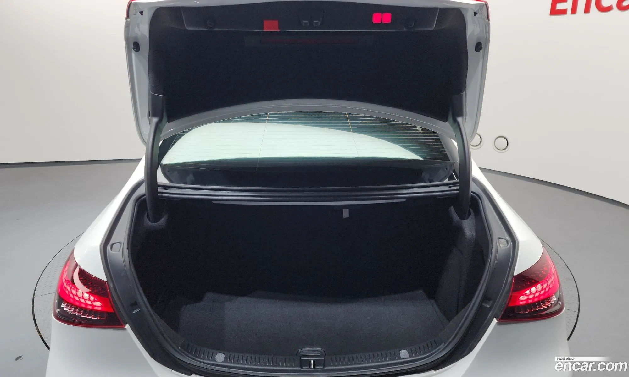 Mercedes-Benz E-Class W213 2021 — 37