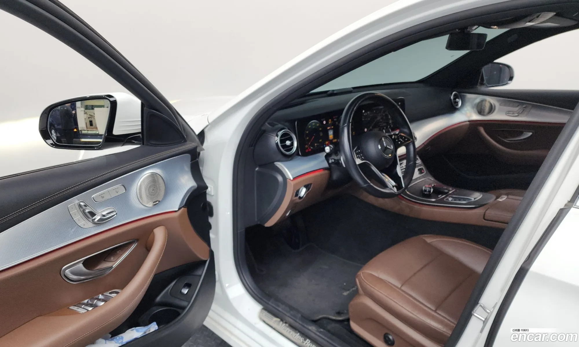 Mercedes-Benz E-Class W213 2021 — 18