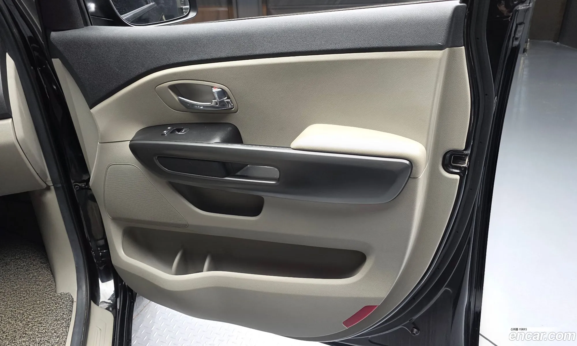 Kia Carnival 2019 KNAMB81ABLS628315 — 21