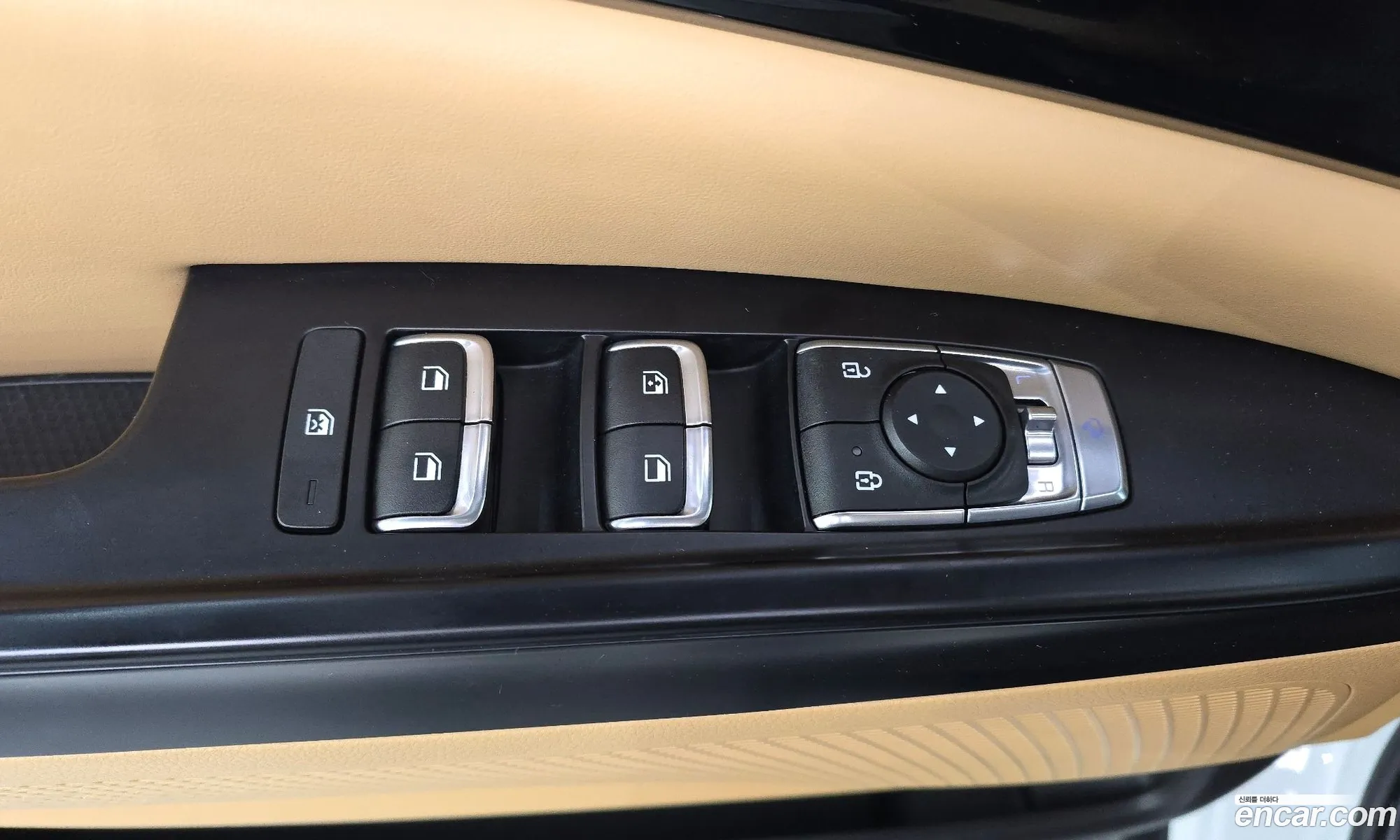 Kia Carnival 2022 — 24