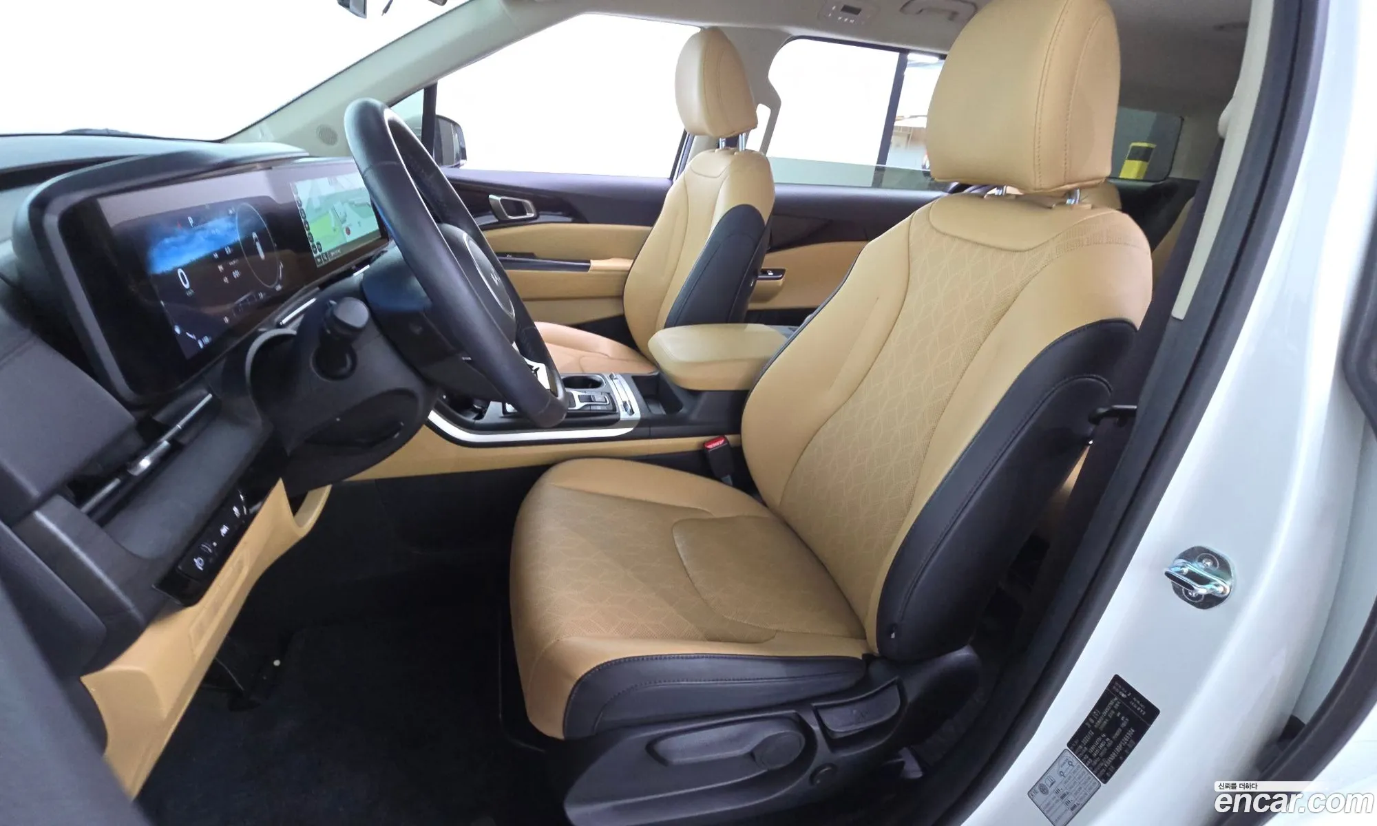 Kia Carnival 2022 — 23