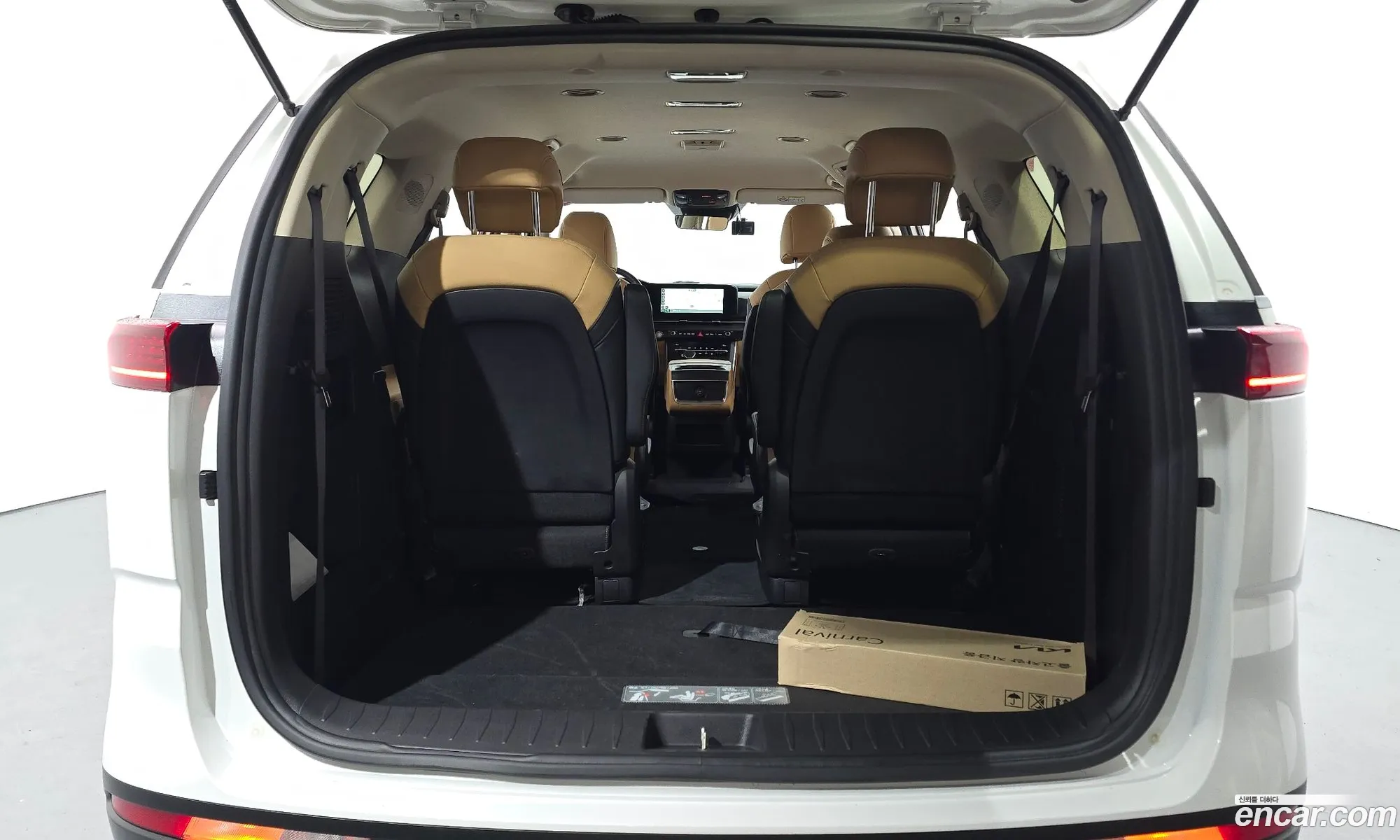 Kia Carnival 2022 — 26