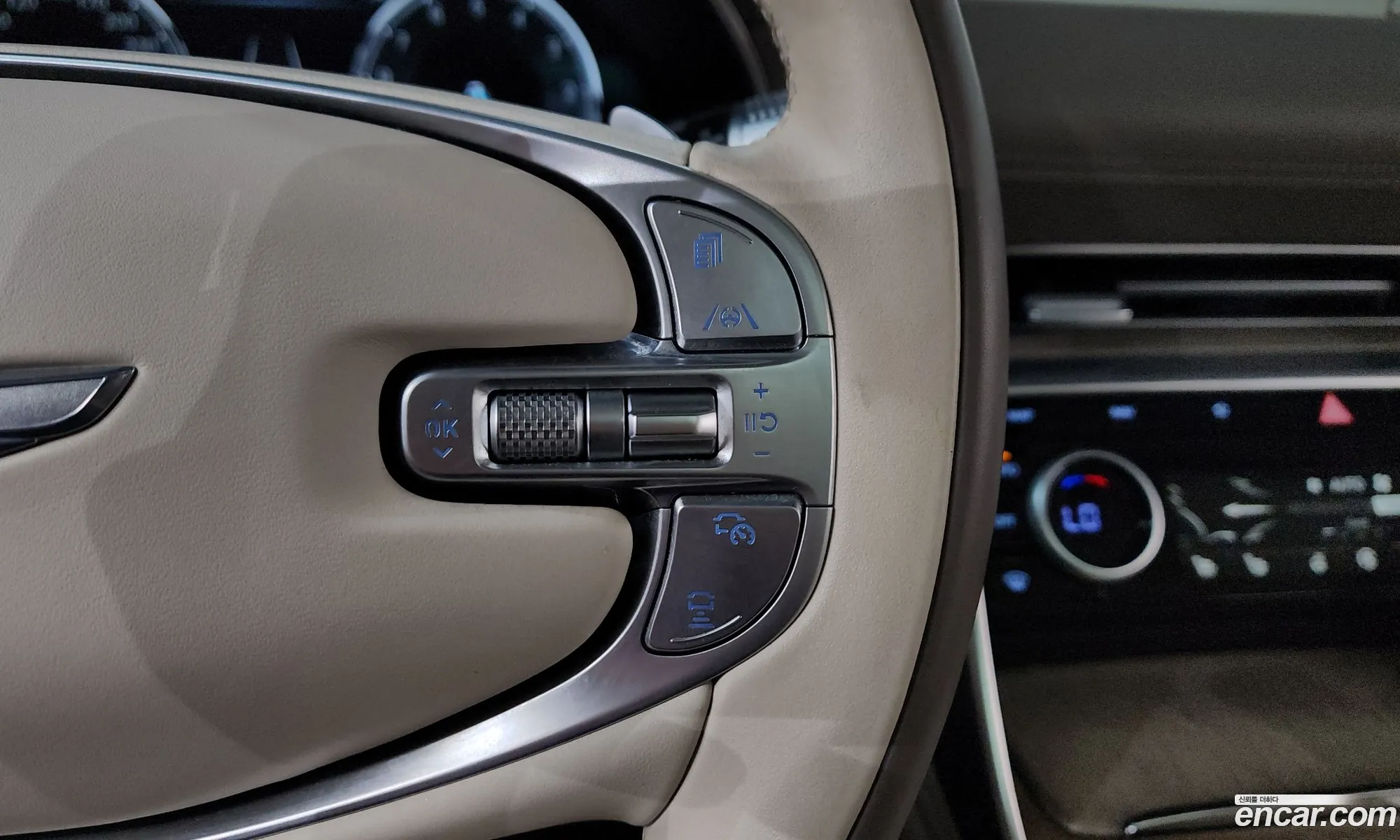 Genesis GV80 2022 KMTHA81BDNU105552 — 27