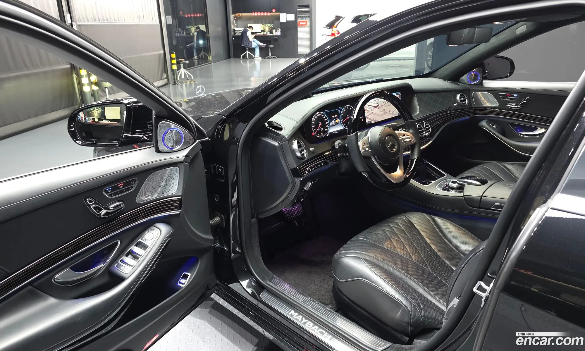 Mercedes-Benz S-Class W222 2020 — 33