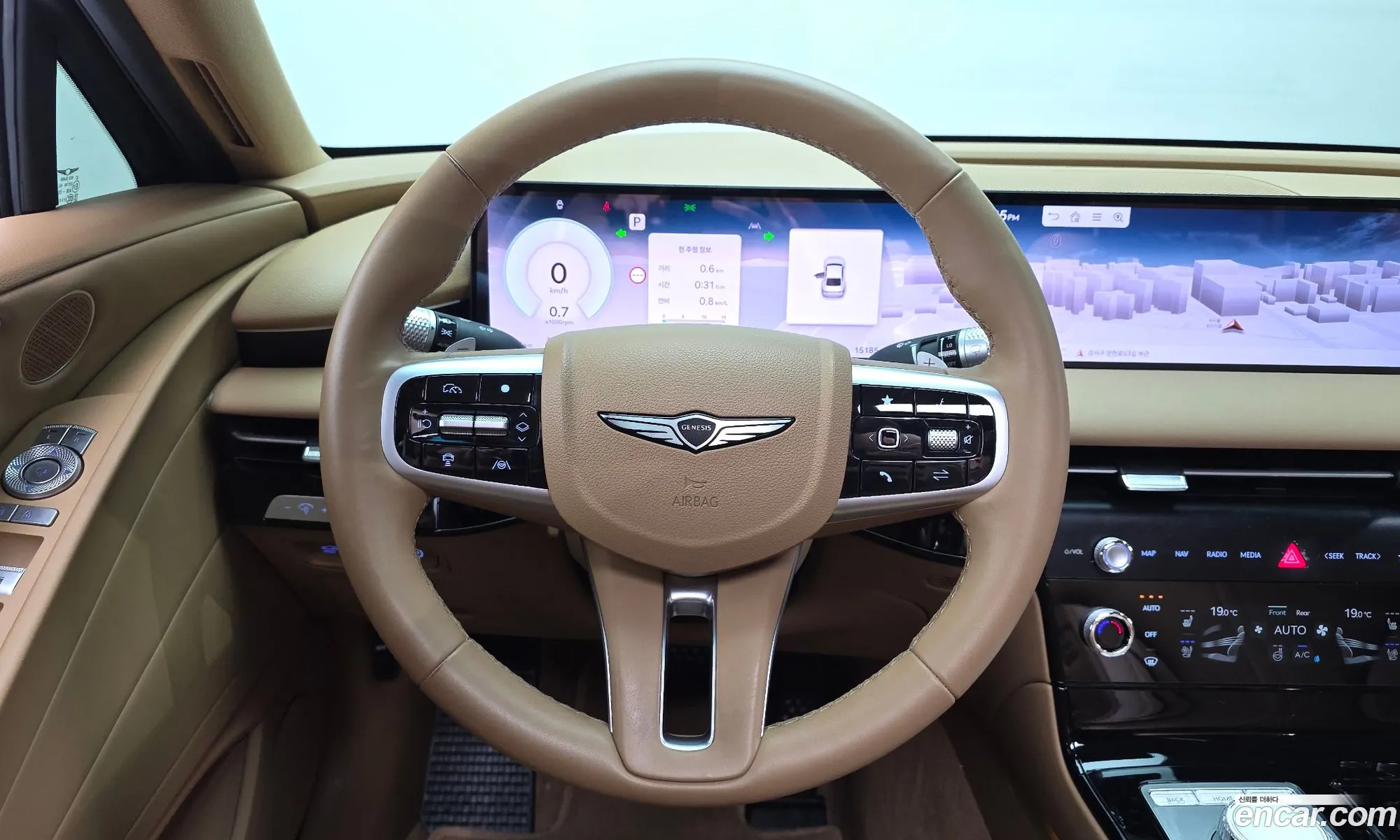 Genesis G80 2024 KMTGB41CDSU271028 — 10