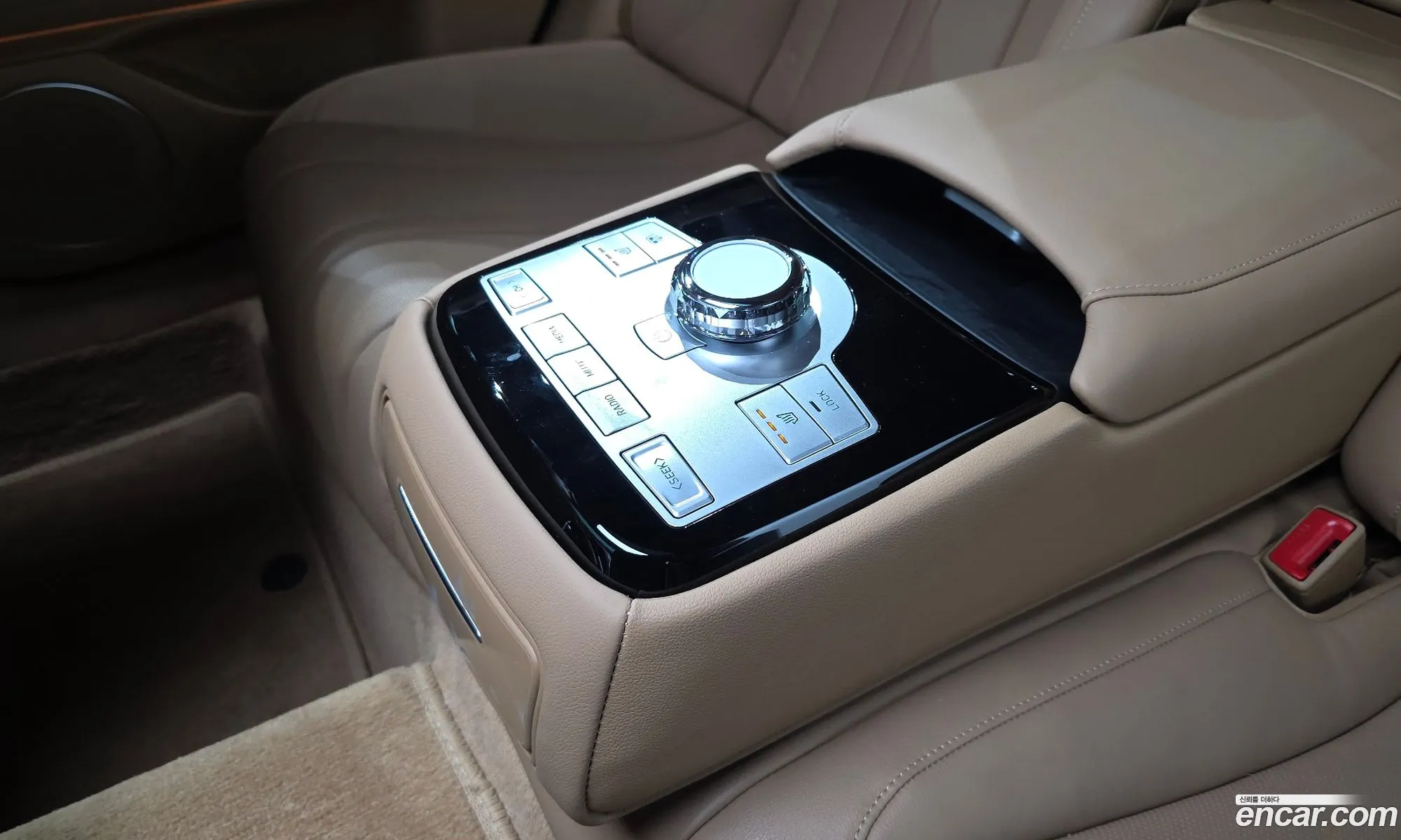 Genesis G80 2024 KMTGB41CDSU271028 — 22