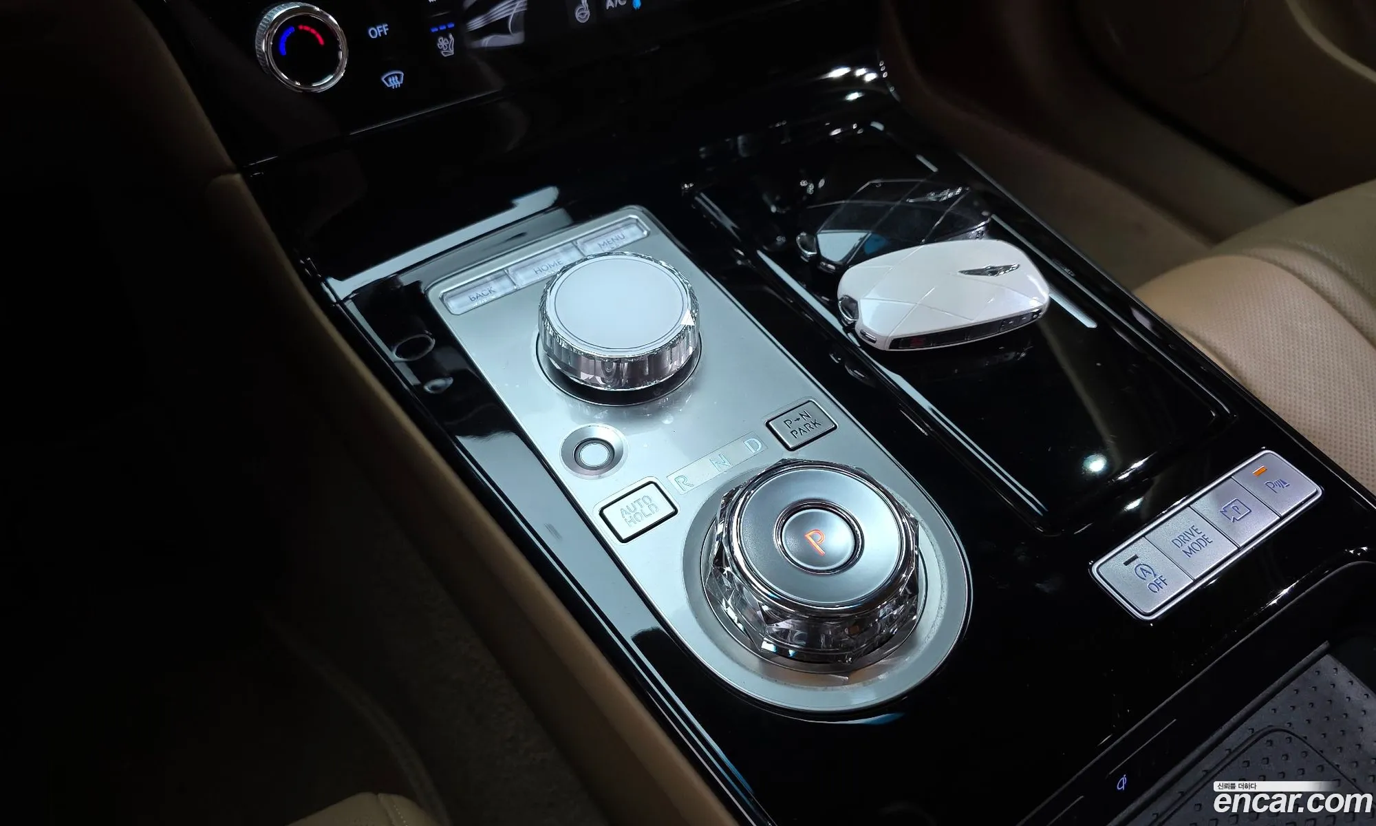 Genesis G80 2024 KMTGB41CDSU271028 — 5