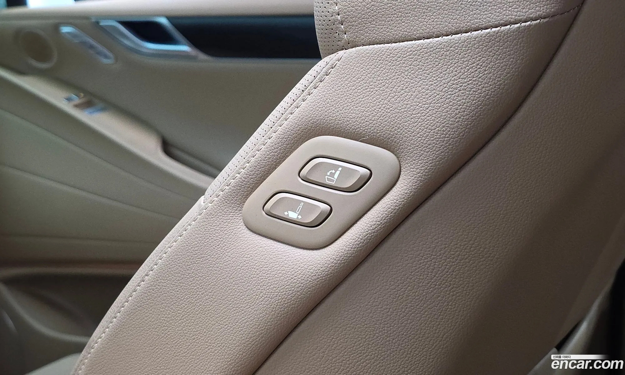 Genesis G80 2024 KMTGB41CDSU271028 — 7