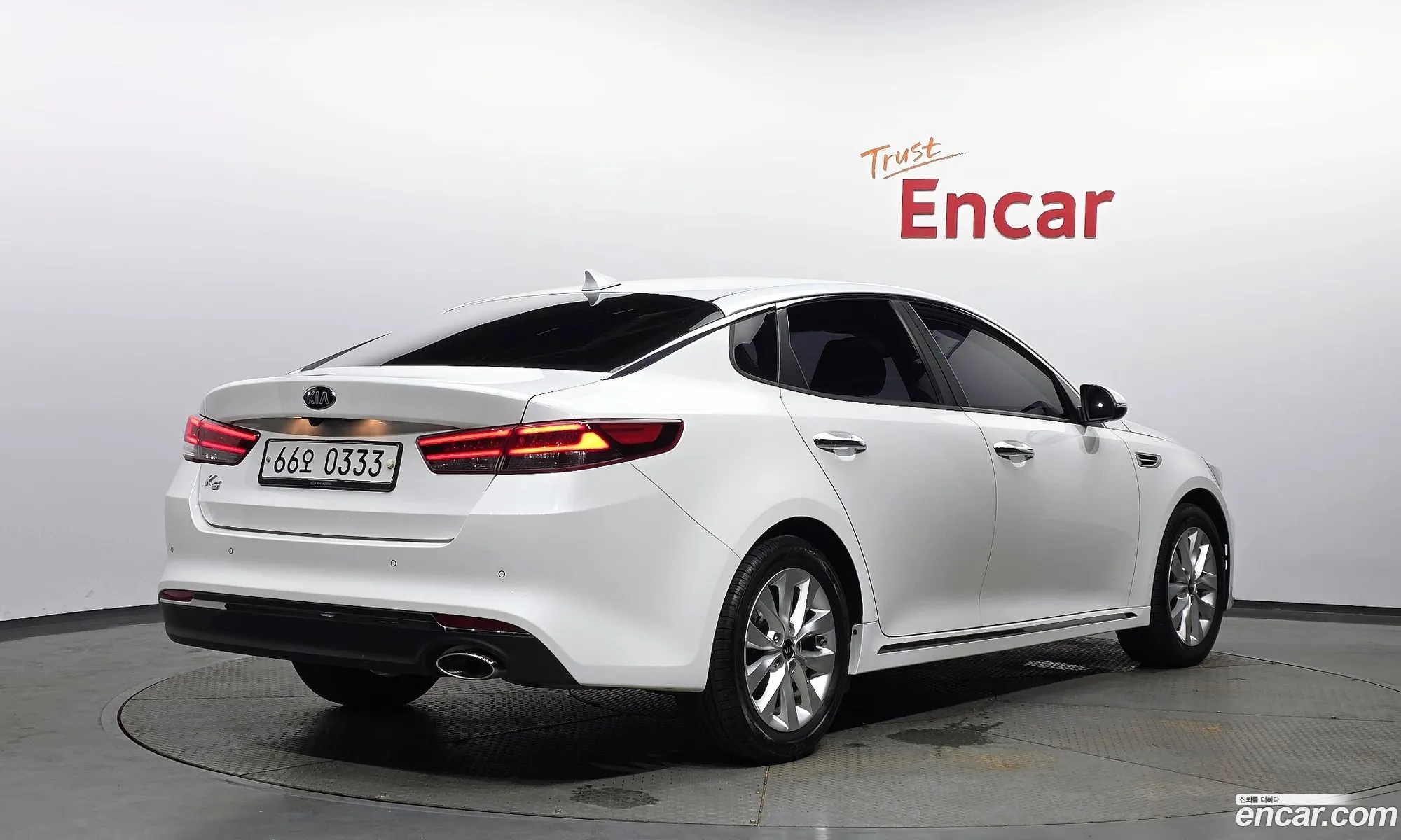 Kia K5 2016 KNAGX411BGA100260 — 15
