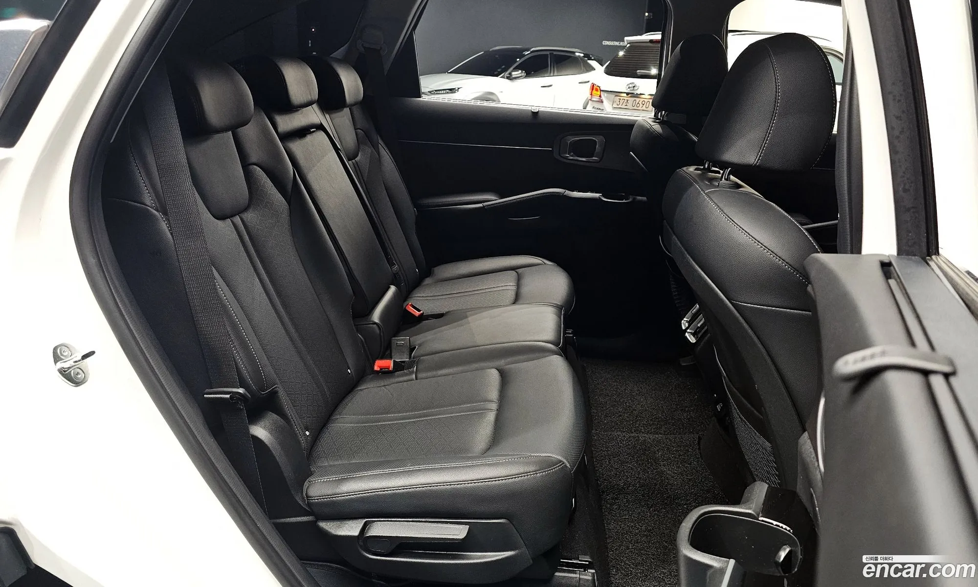 Kia Sorento 2023 KNARH81BGPA225548 — 13