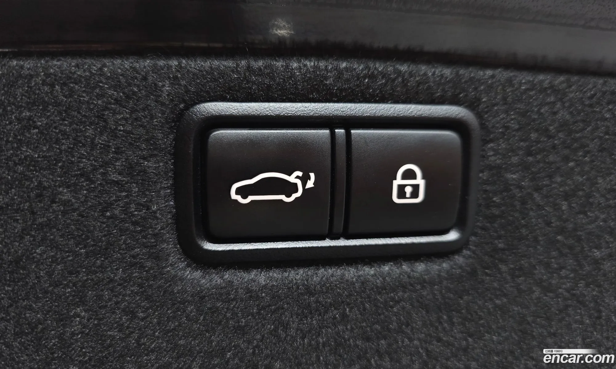 Genesis G80 2016 KMHGR41EDHU192212 — 18