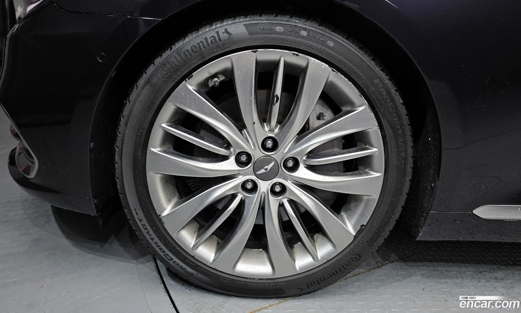 Genesis G80 2016 KMHGR41EDHU192212 — 26