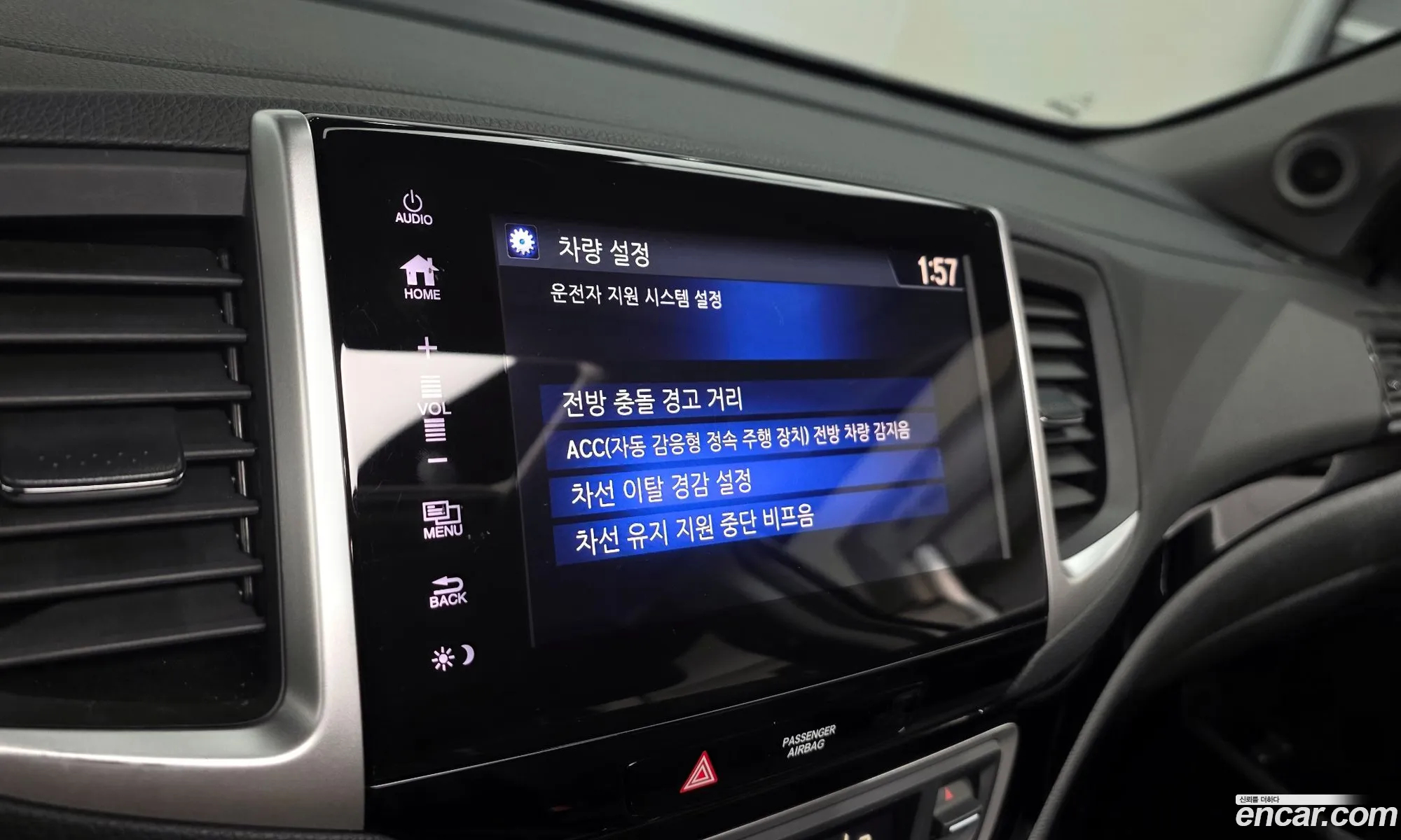 Honda Pilot 2018 5FNYF6850JB200169 — 12